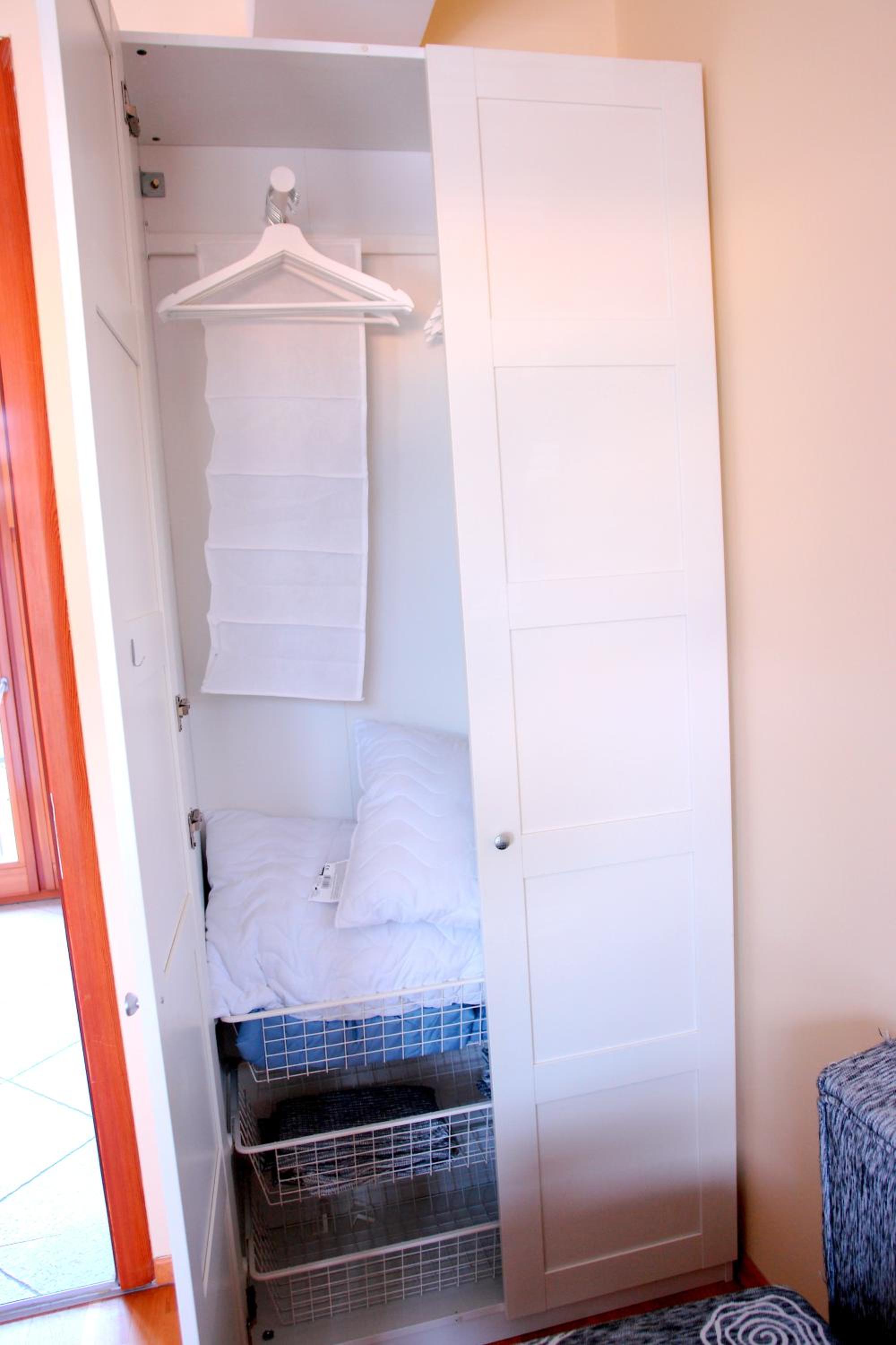One-Bedroom Apartment - Photo 17