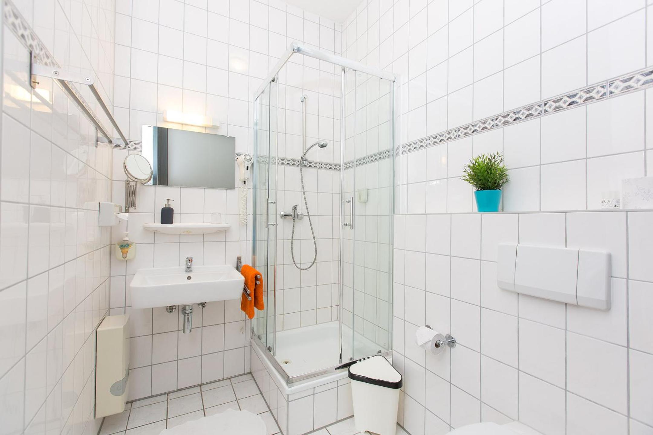 Double Room - Photo 5