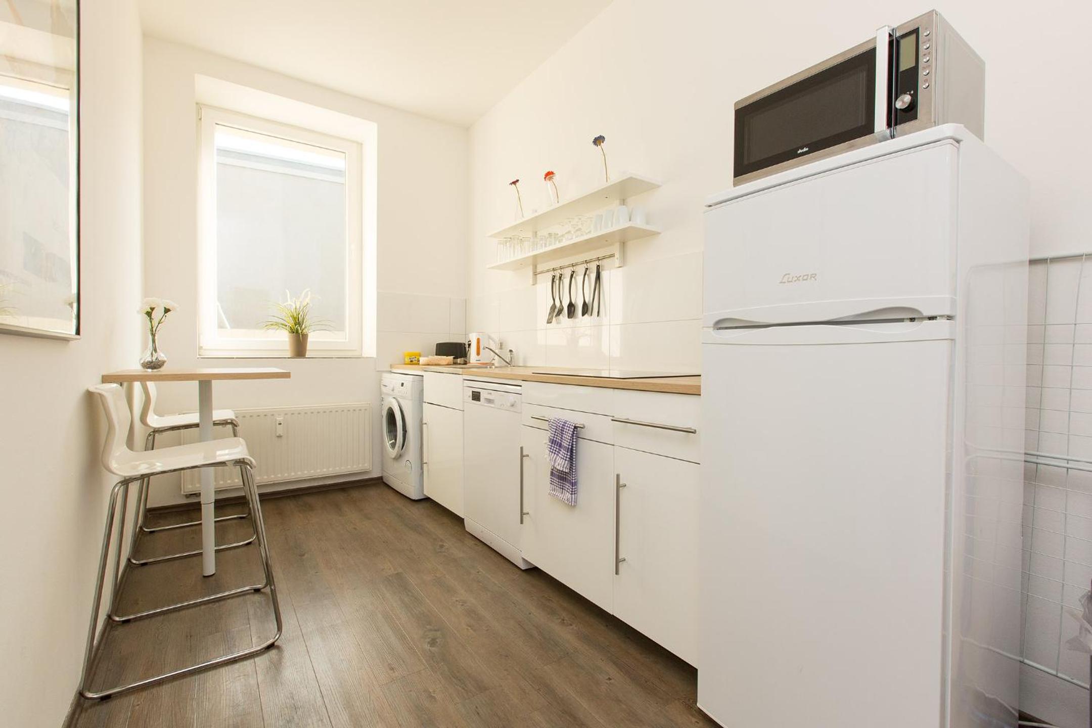 One-Bedroom Apartment - Photo 9
