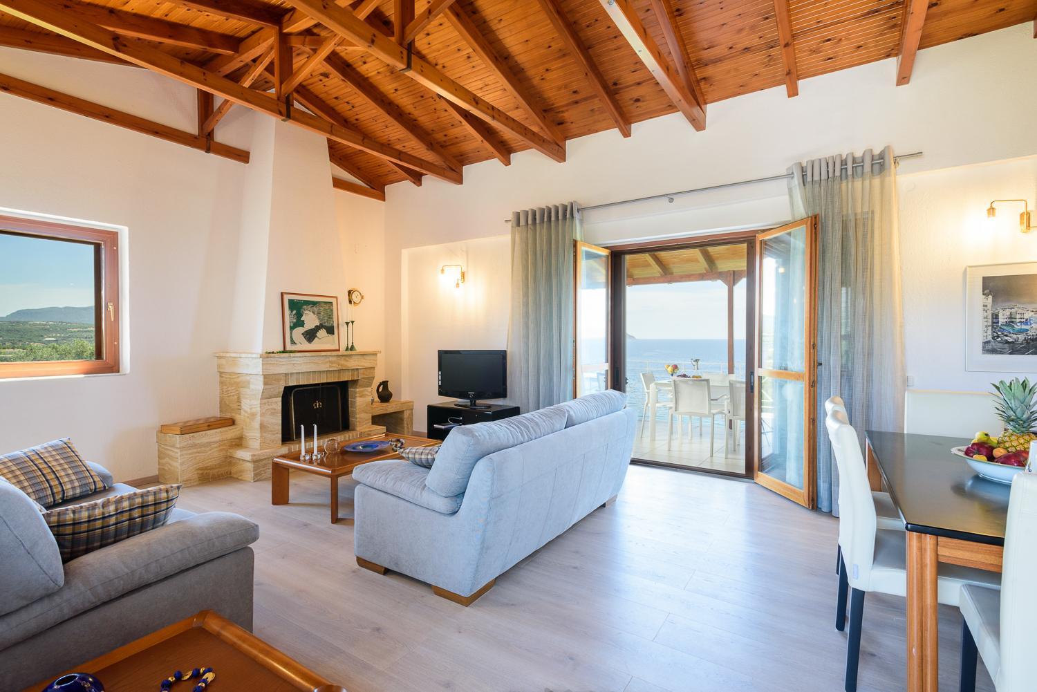 Apartment with Sea View - Photo 35