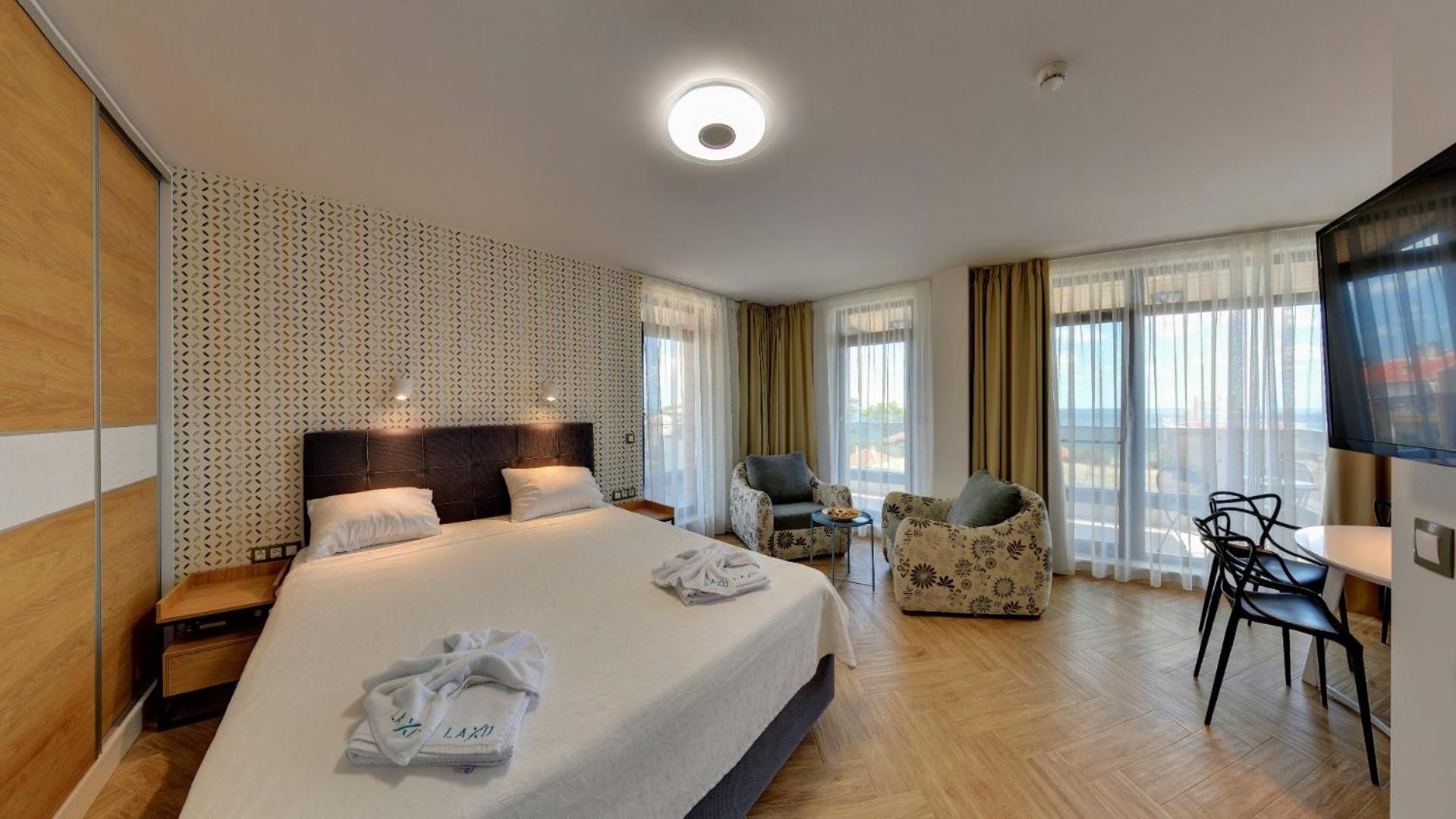 Studio with Sea View photo 2