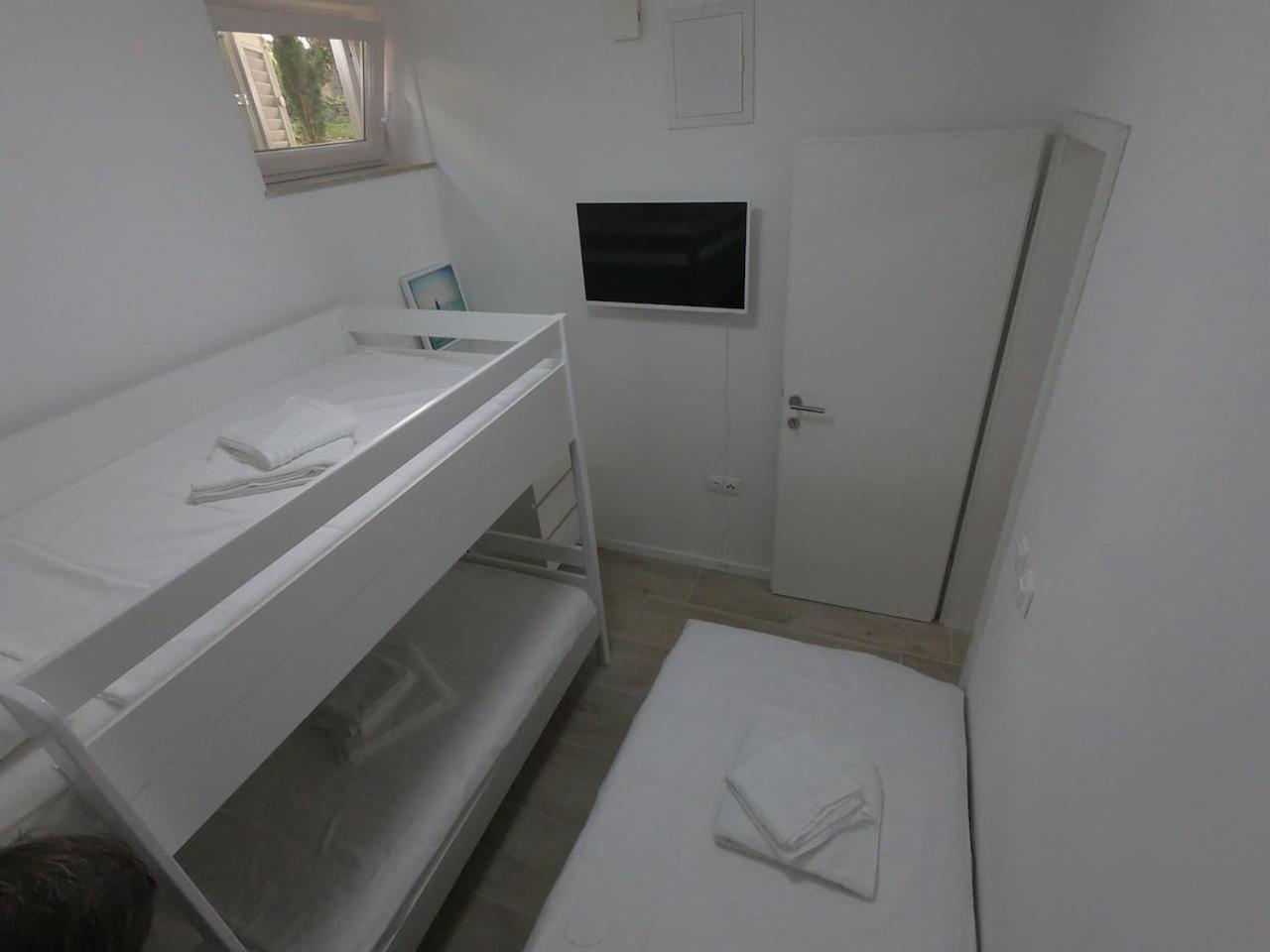 Two-Bedroom Apartment photo 3