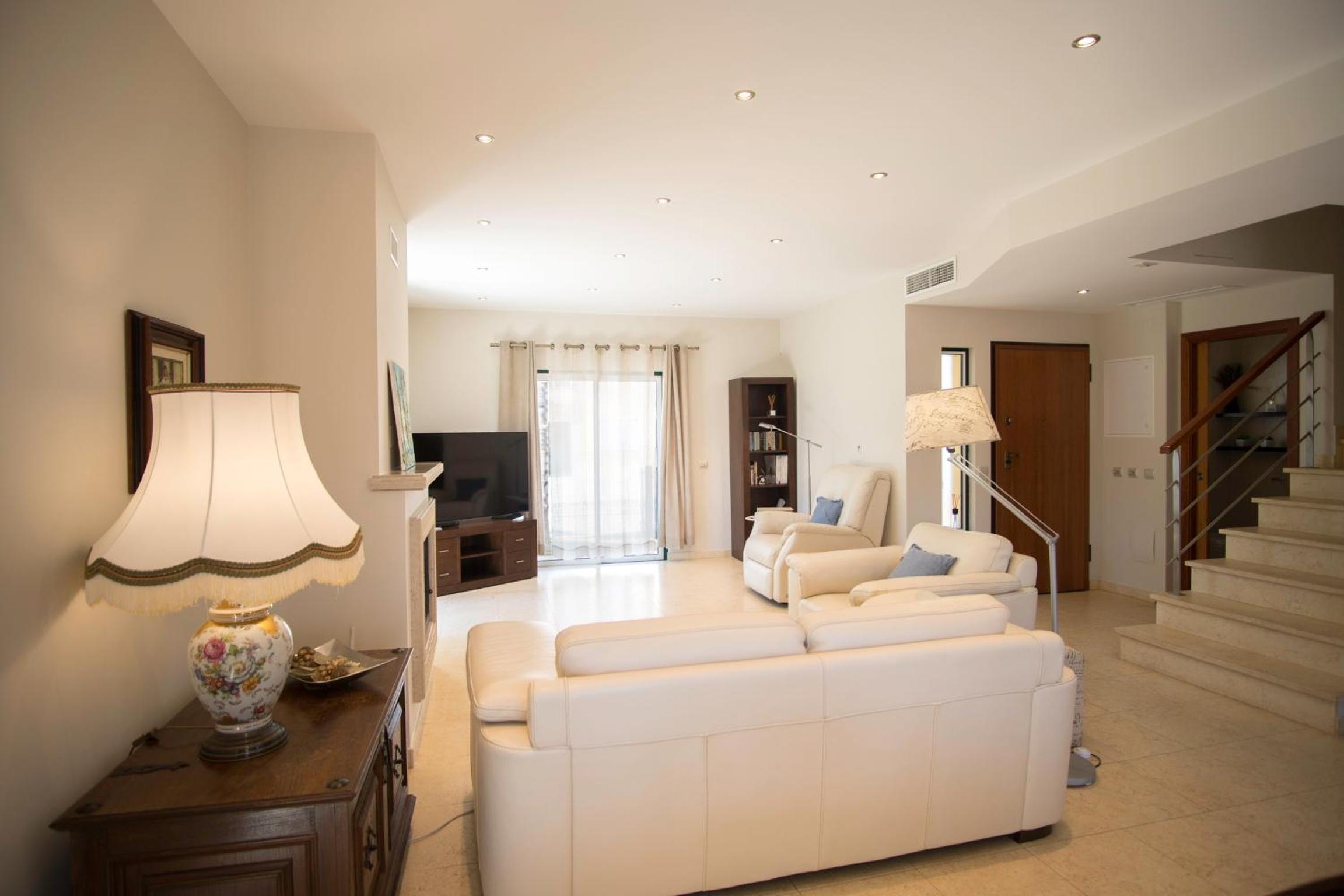 Three-Bedroom Villa photo 1