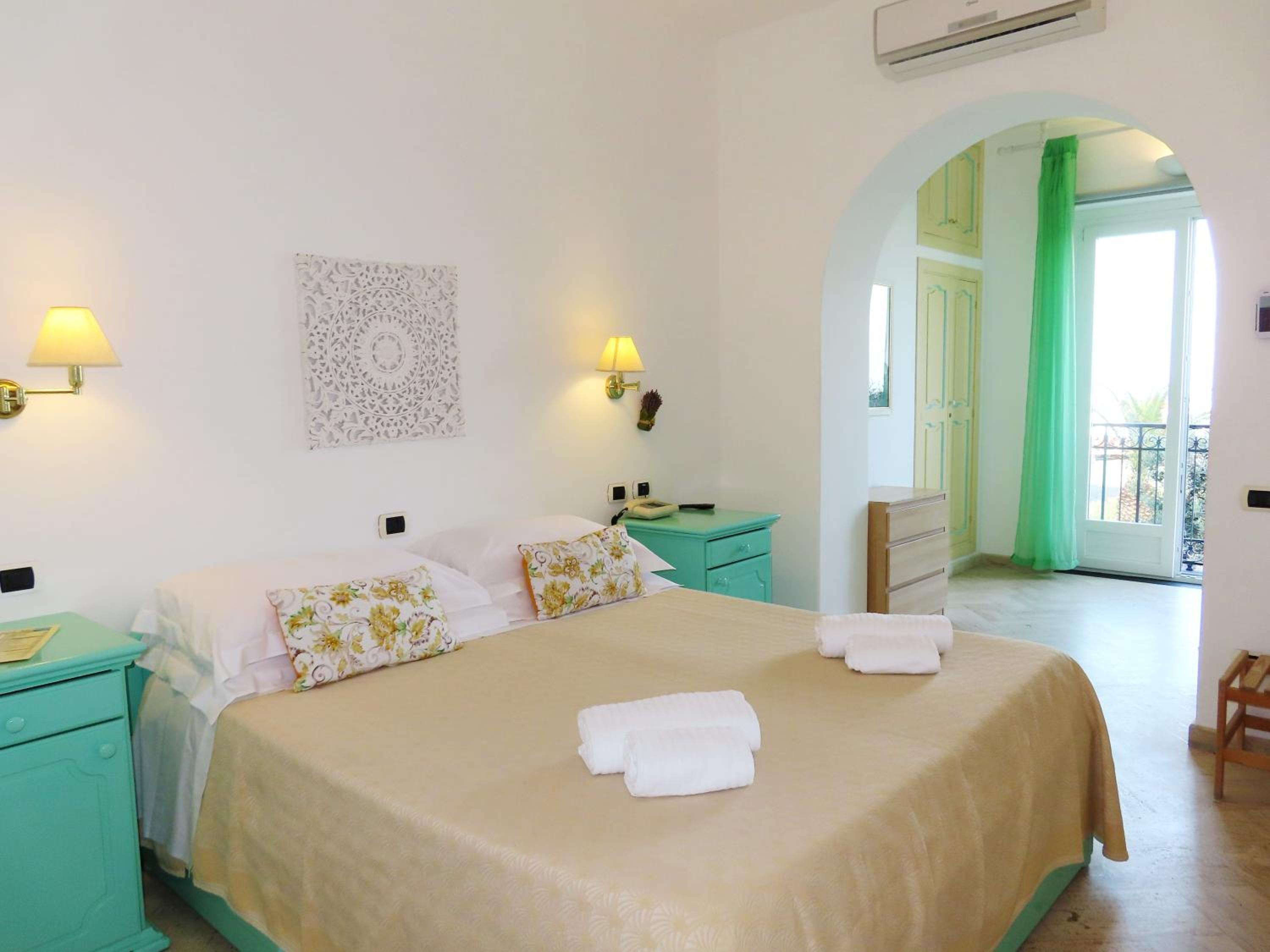 Superior Double Room with Sea View photo 1