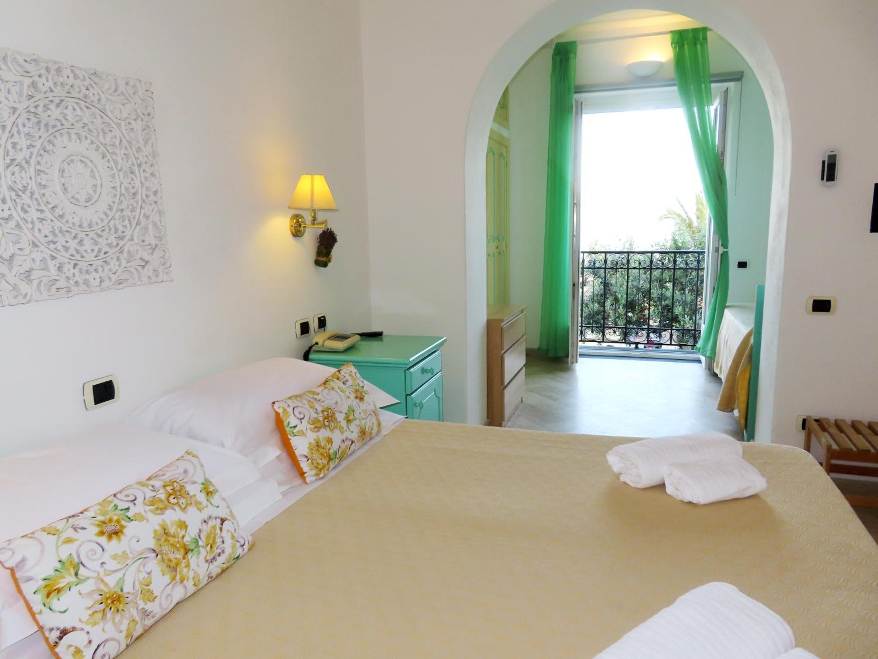 Superior Double Room with Sea View photo 2