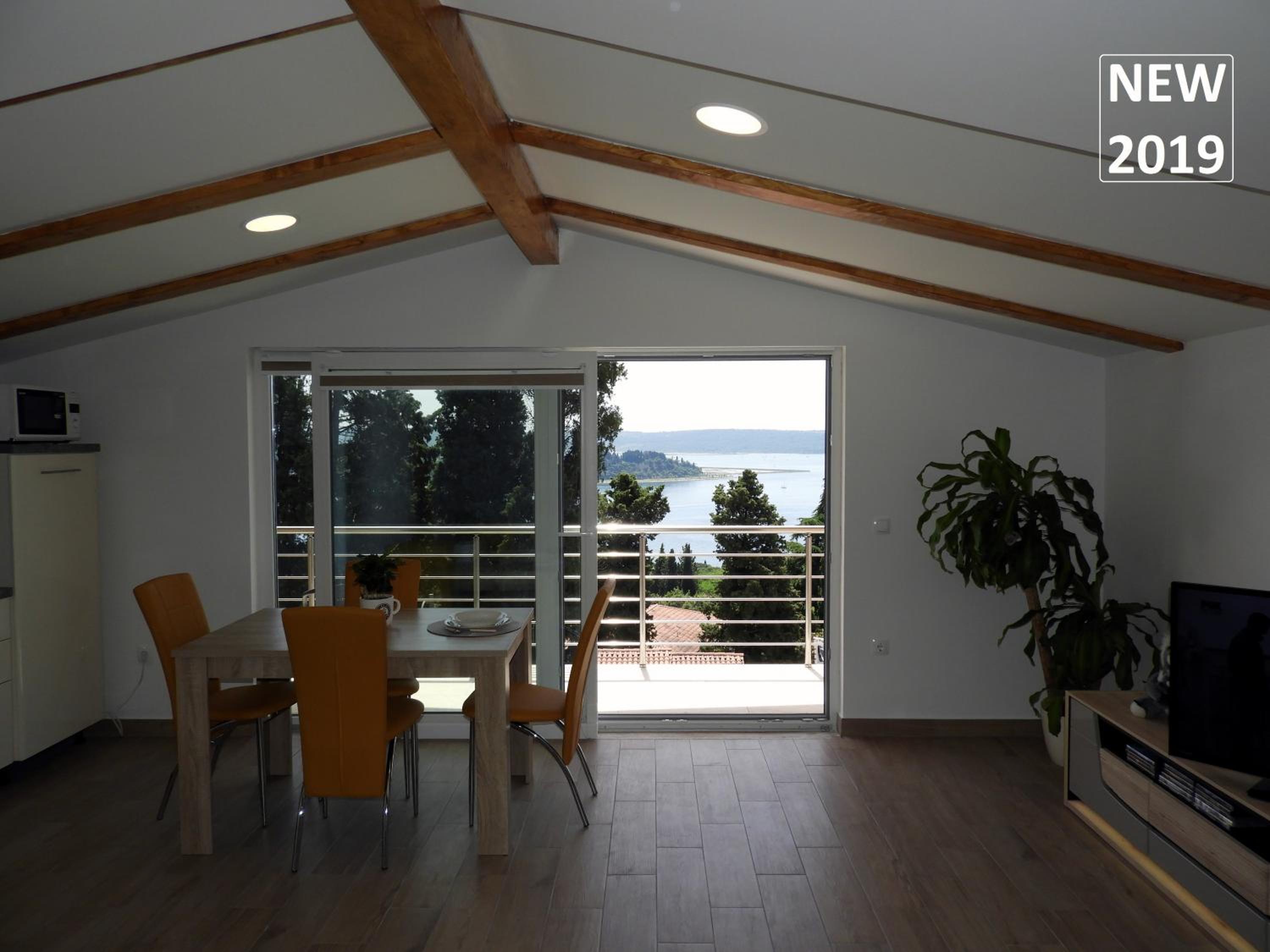 Apartment with Sea View photo 2