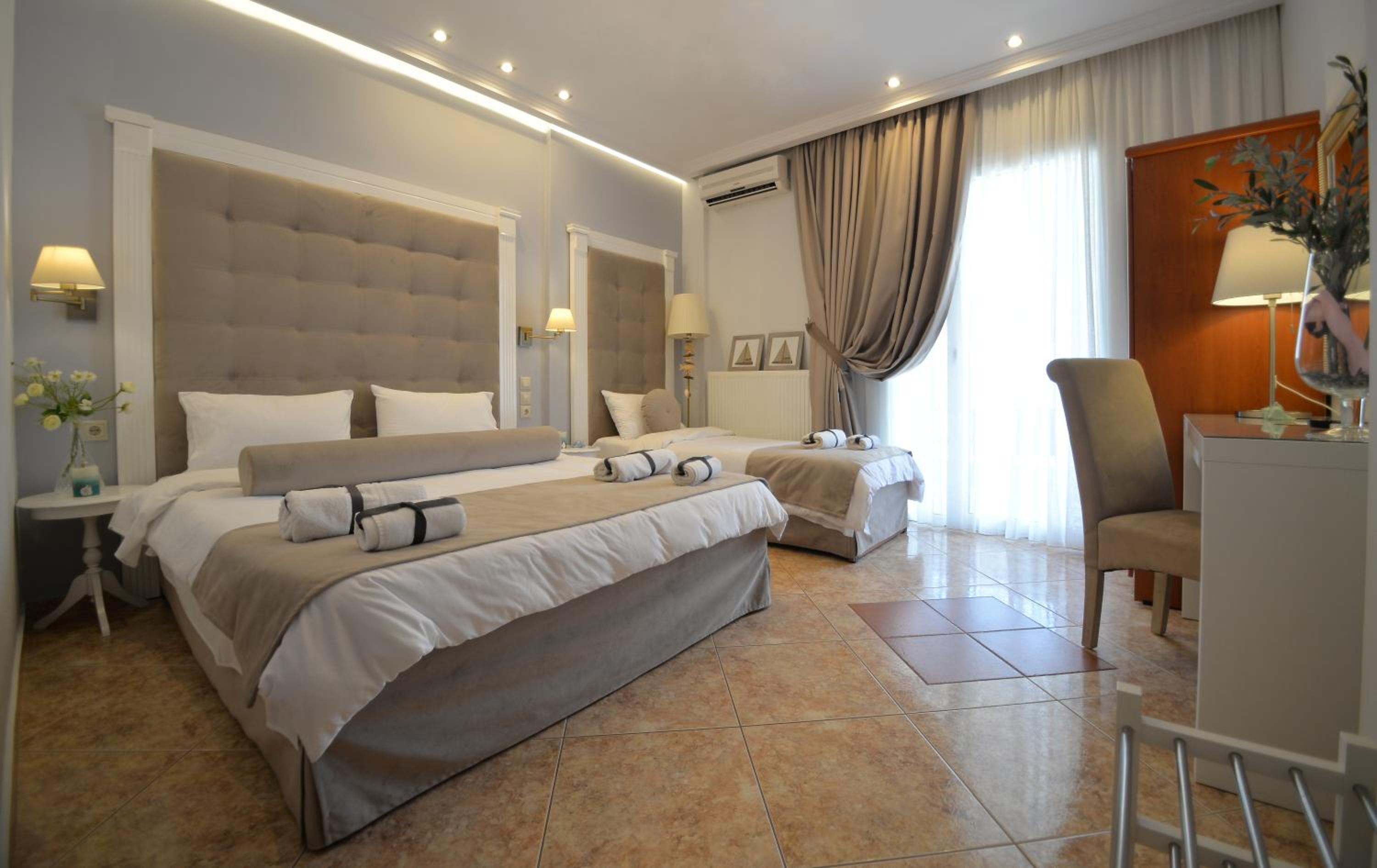 Studio Apartment with Sea View photo 2