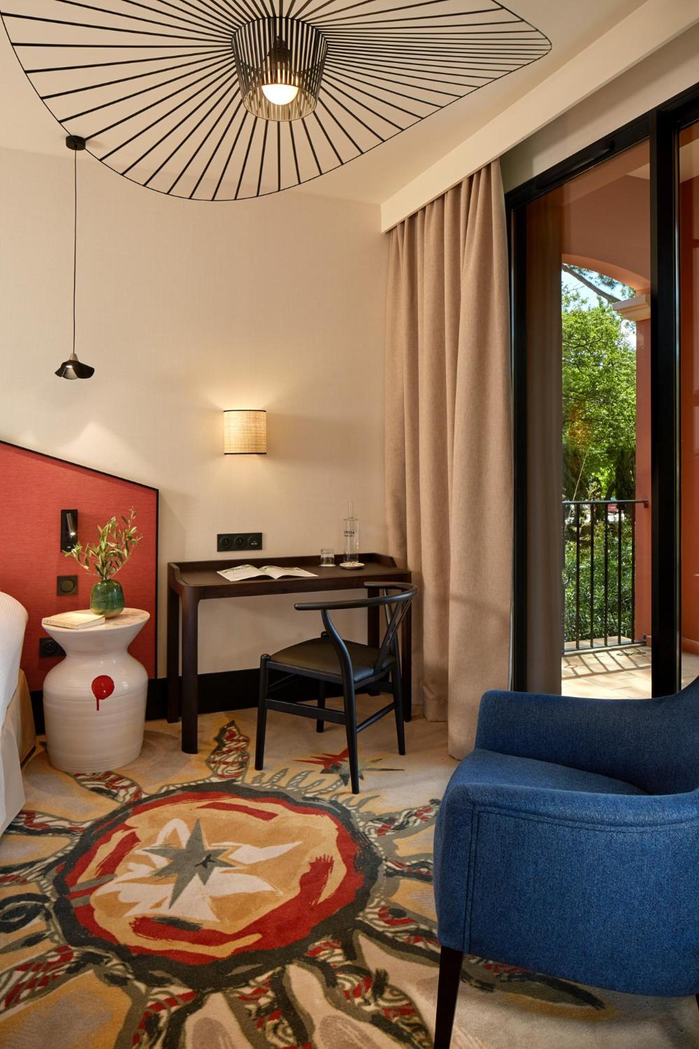 Mini Suite with Jacuzzi - Photo 6
