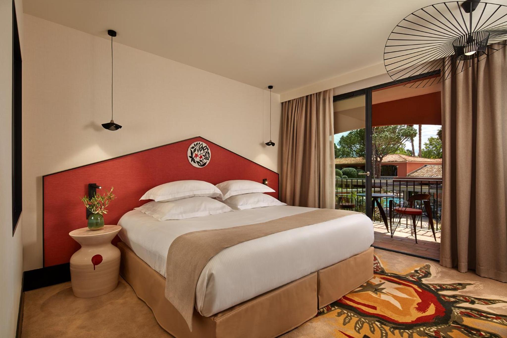 Executive Room - Photo 1