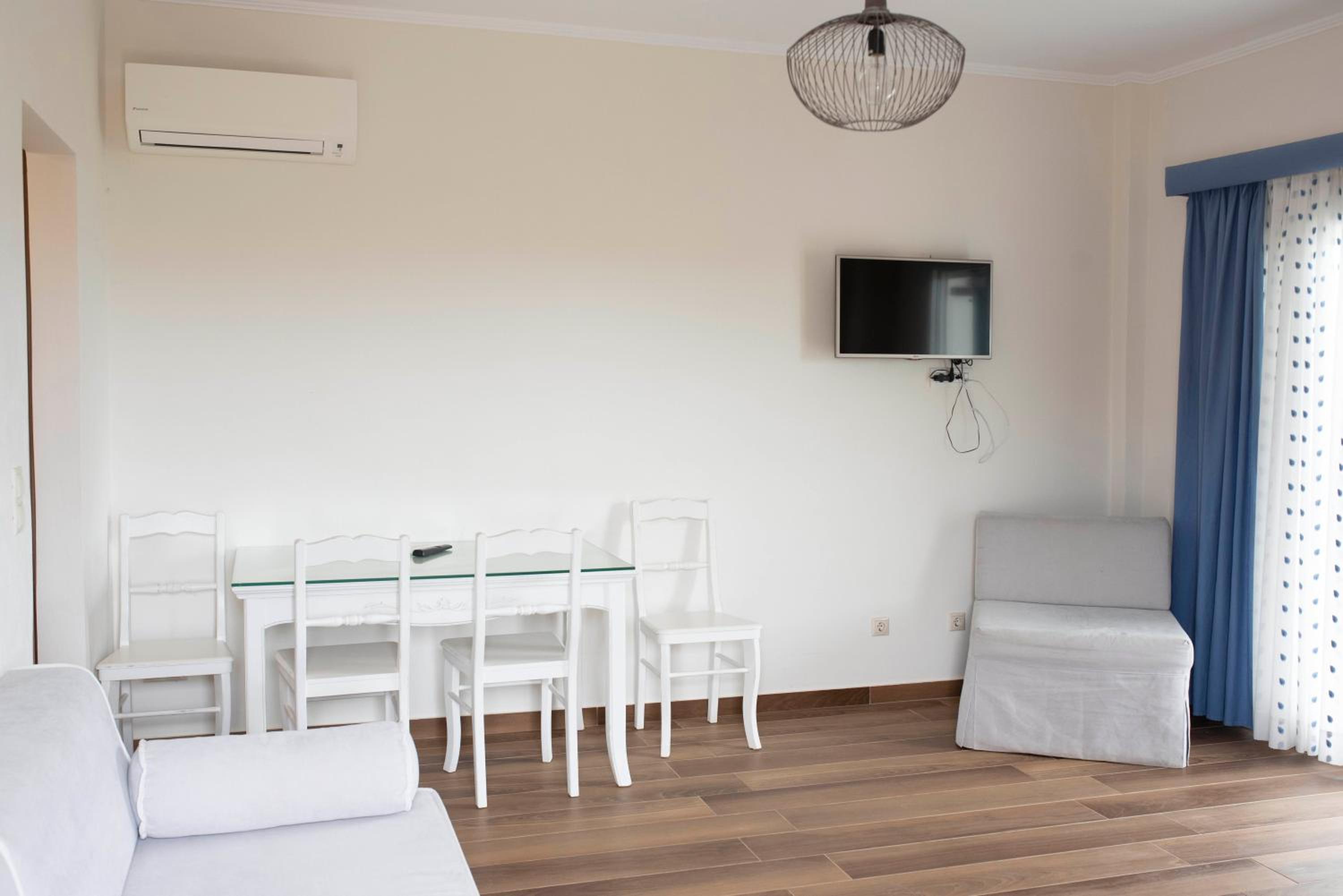 Apartment with Sea View photo 3