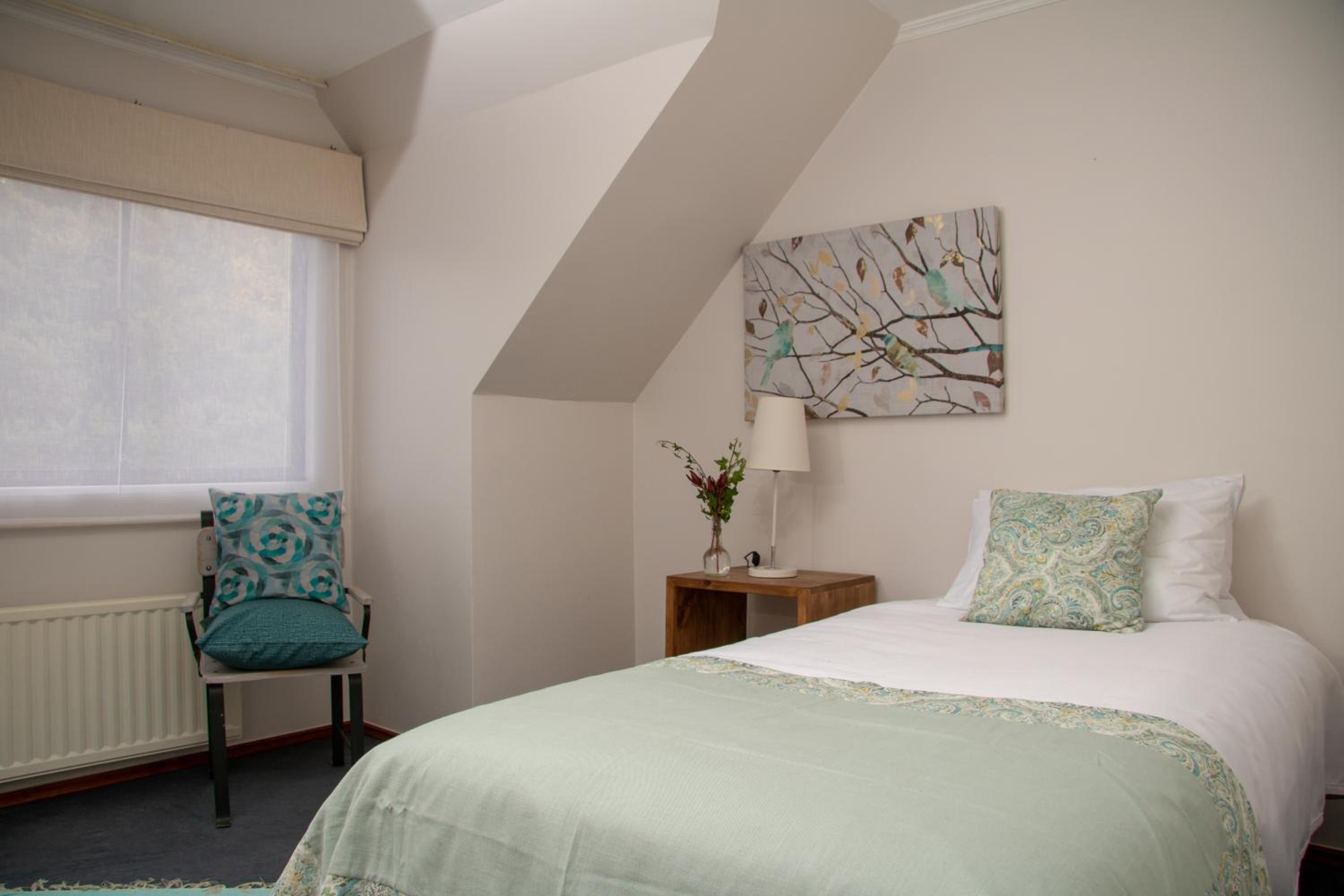 Single Room with Private Bathroom photo 1