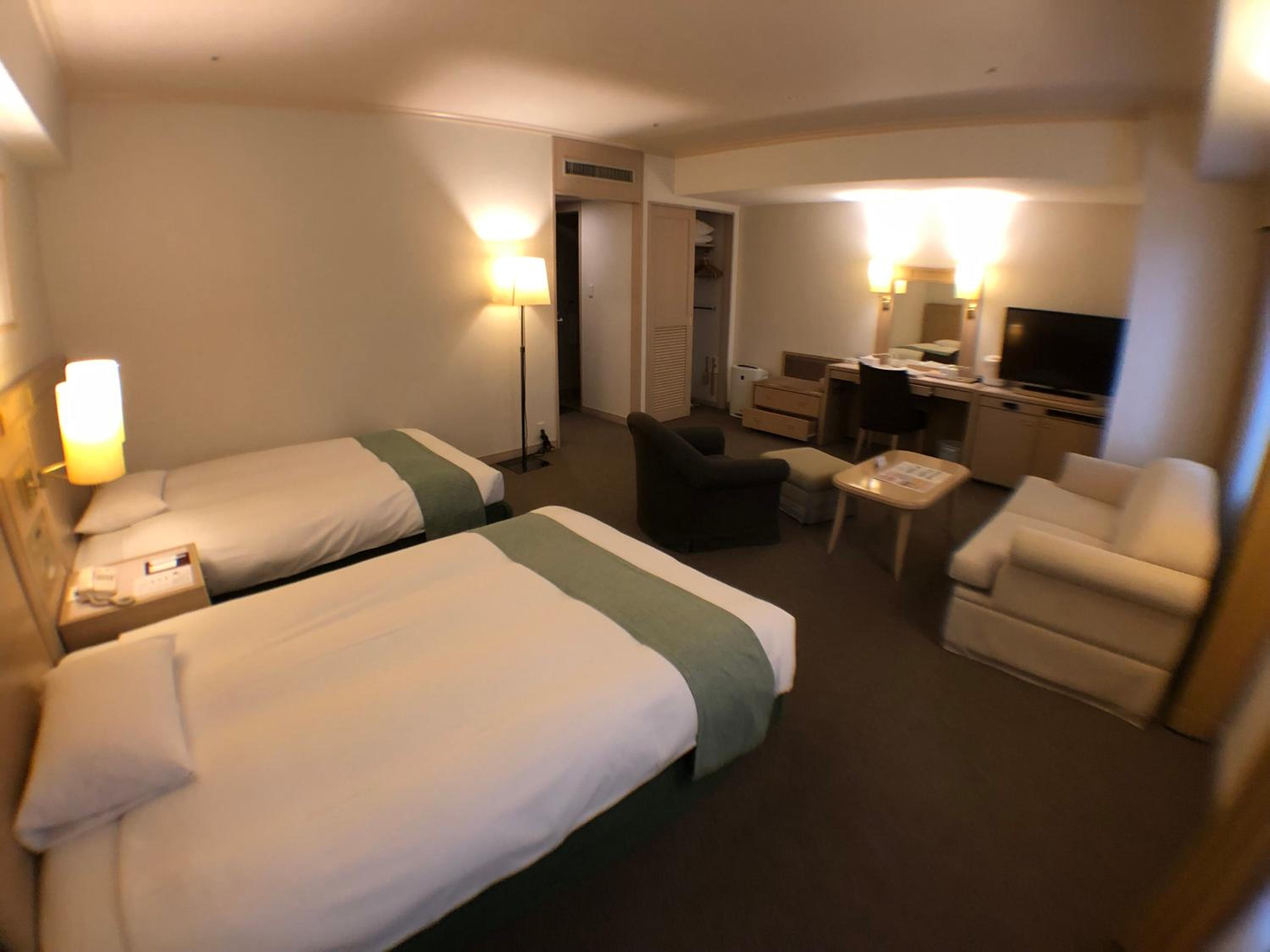 Deluxe Twin Room - Non-Smoking - Photo 7