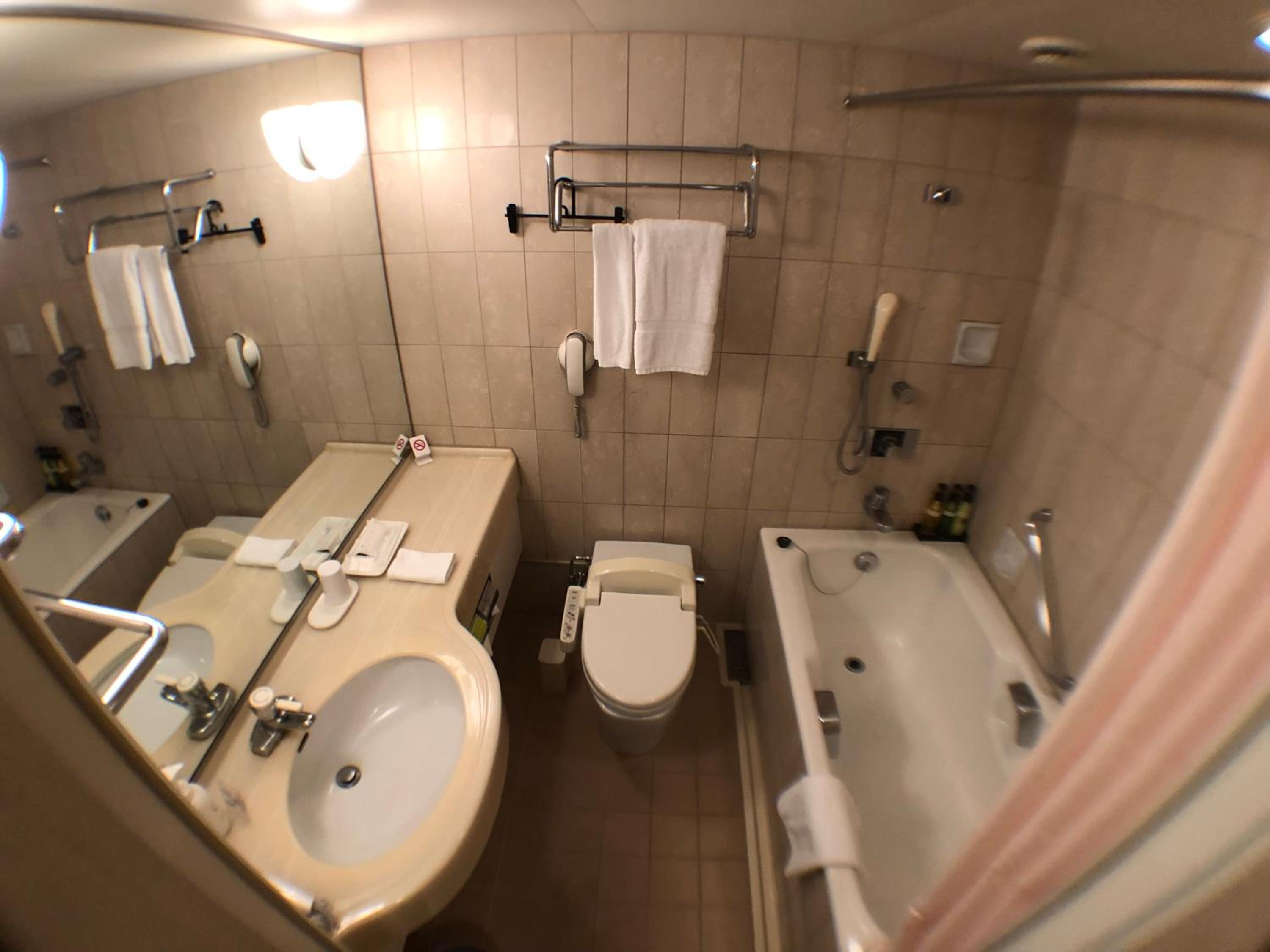 Single Room - Non-Smoking - Photo 8