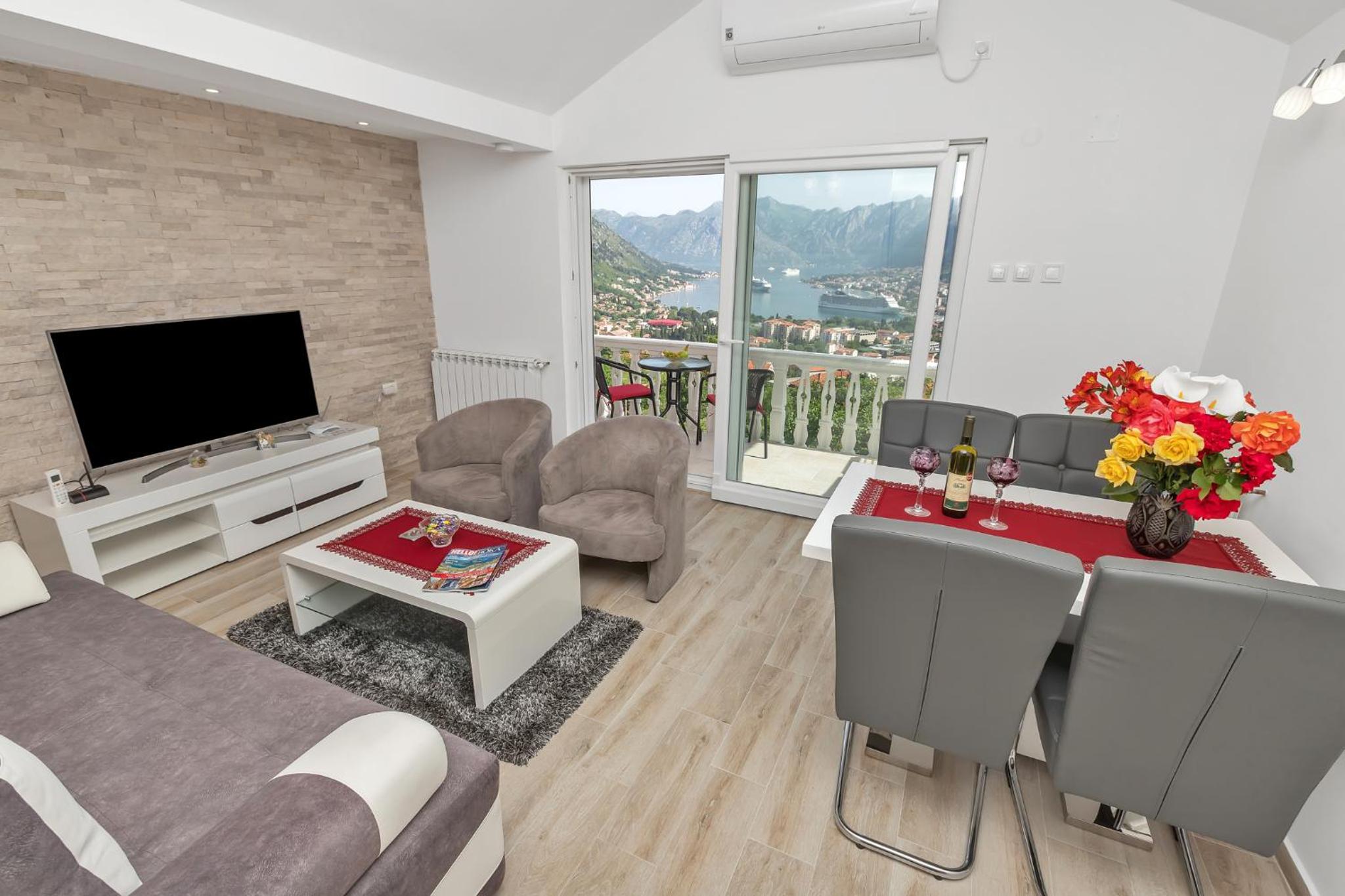 Apartment with Sea View