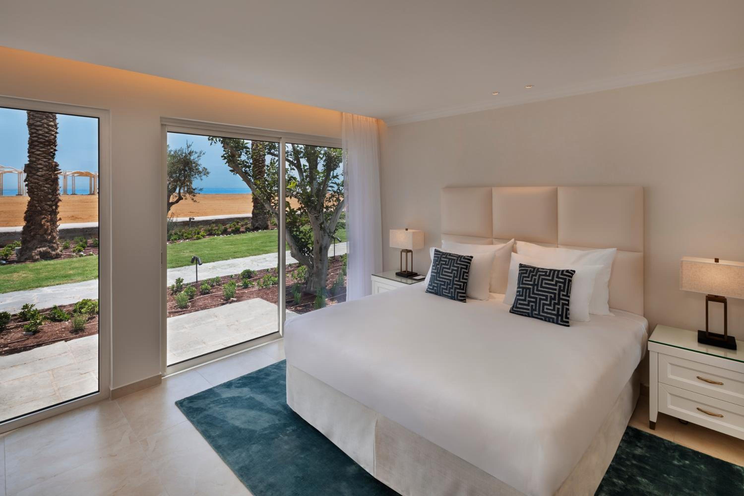 Premium Double Room with Sea View - Photo 2