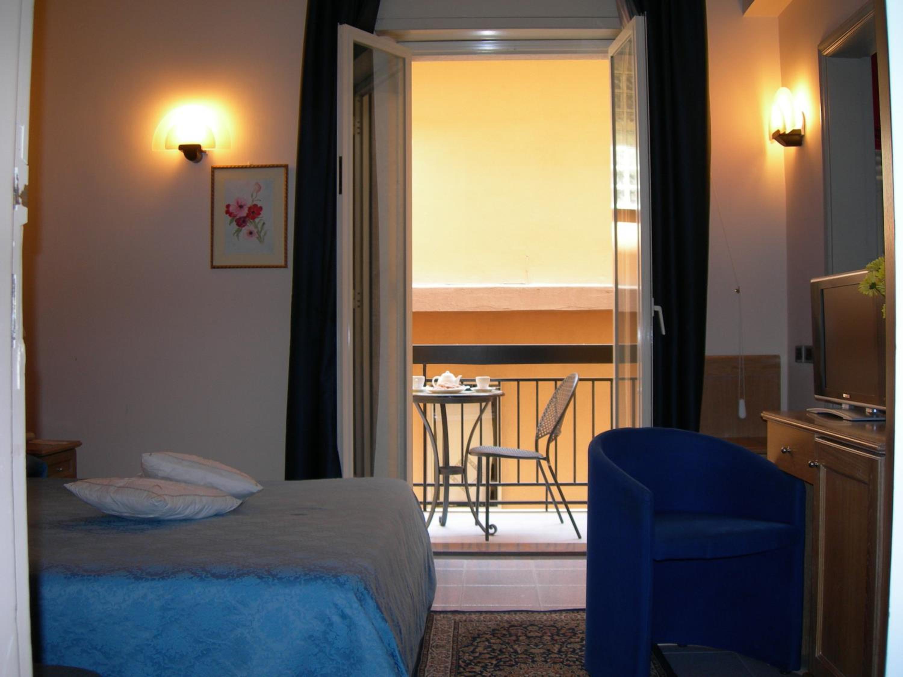 Triple Room - Photo 3