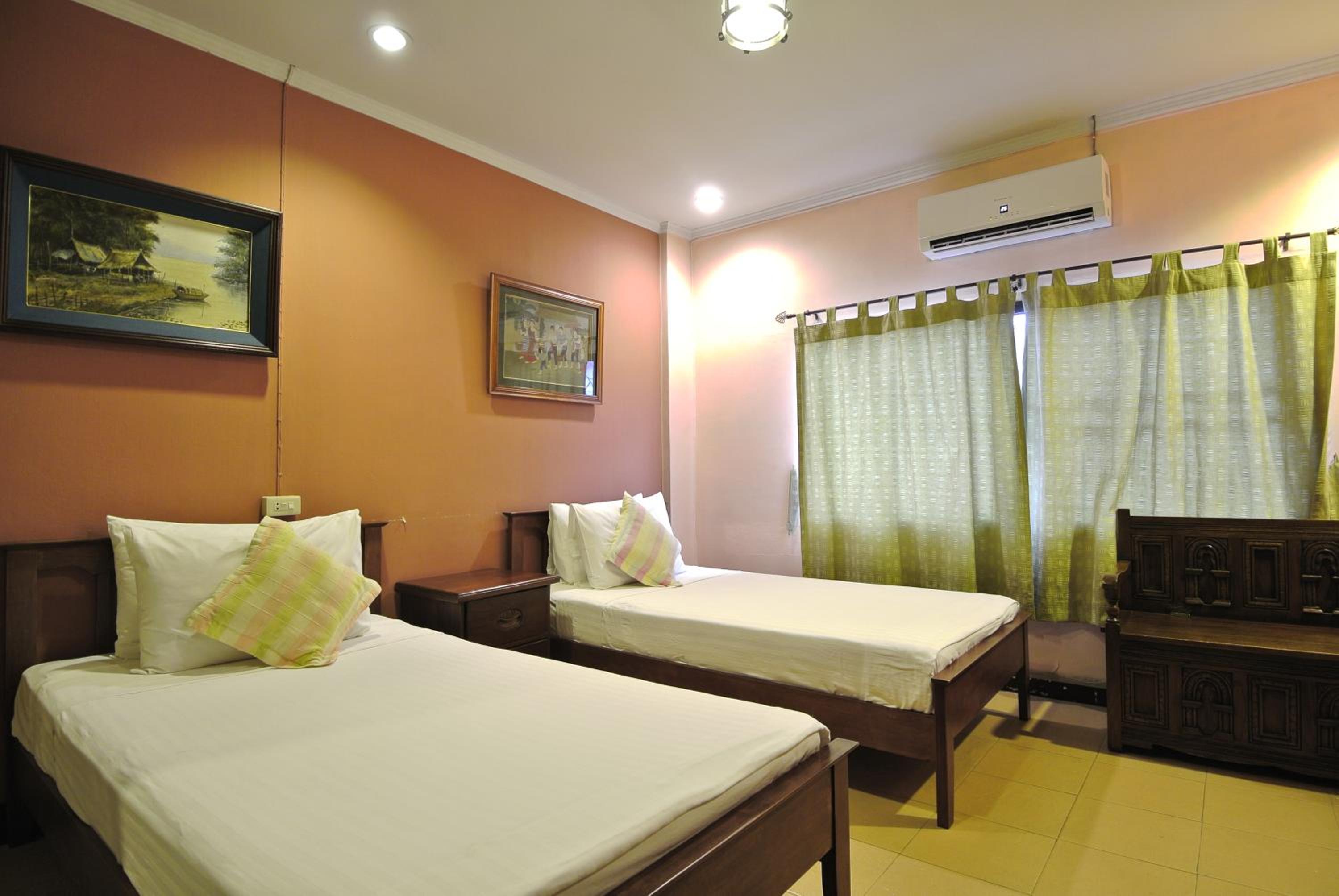 Deluxe Twin Room - Photo 5
