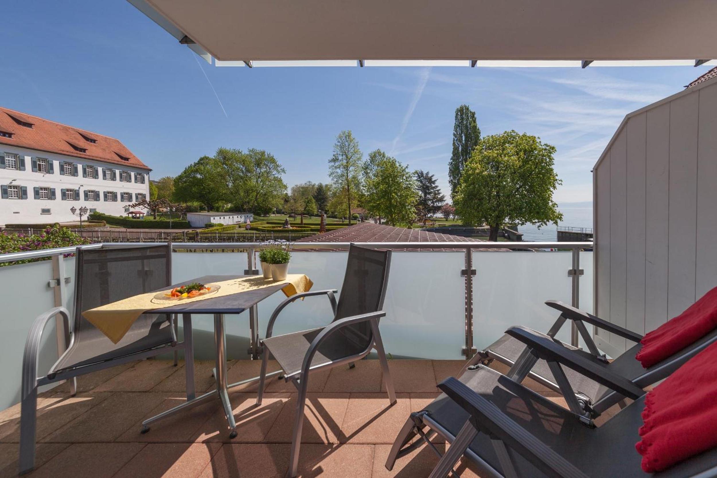 Superior Double Room with Park View - Photo 15