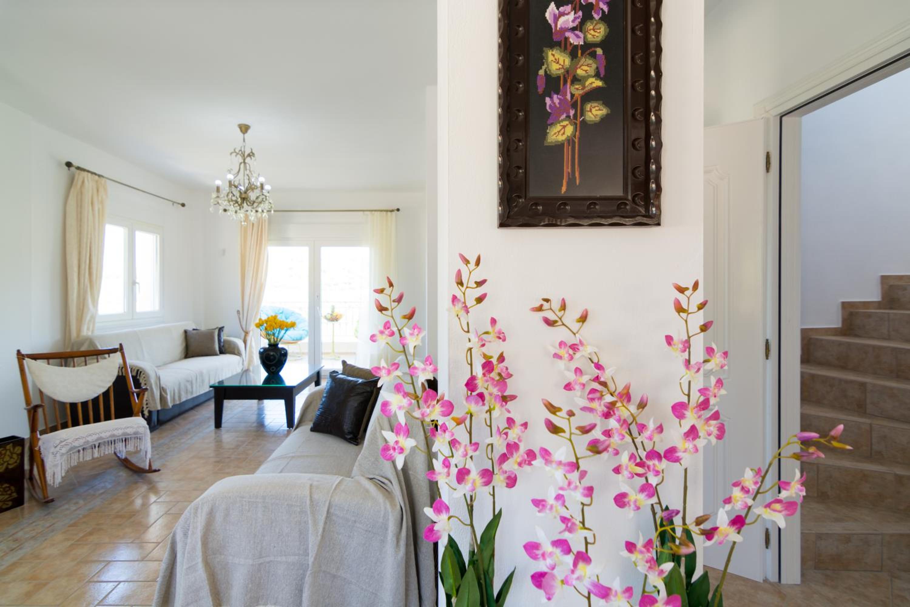 Villa with Private Pool - Photo 22