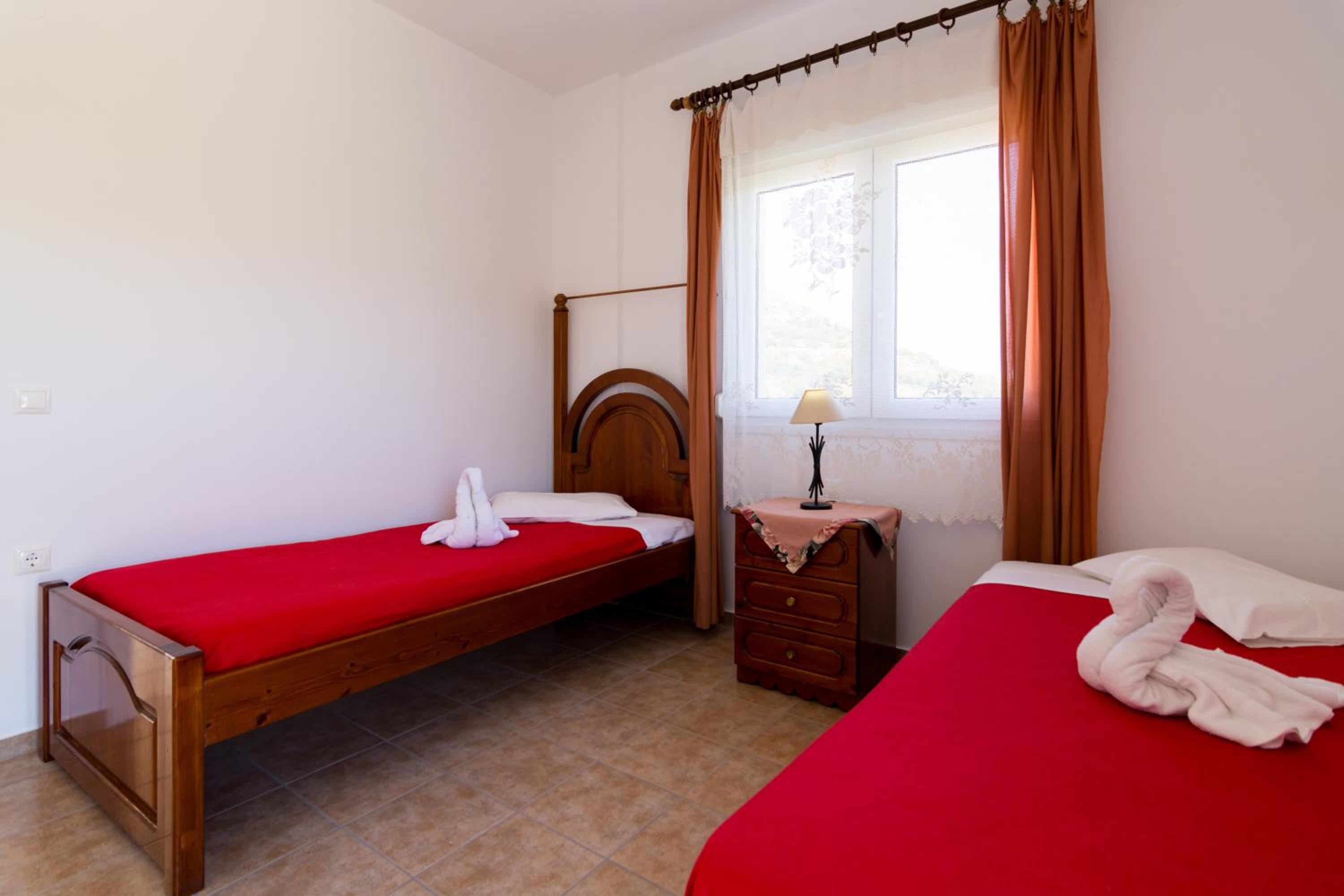 Villa with Private Pool - Photo 81