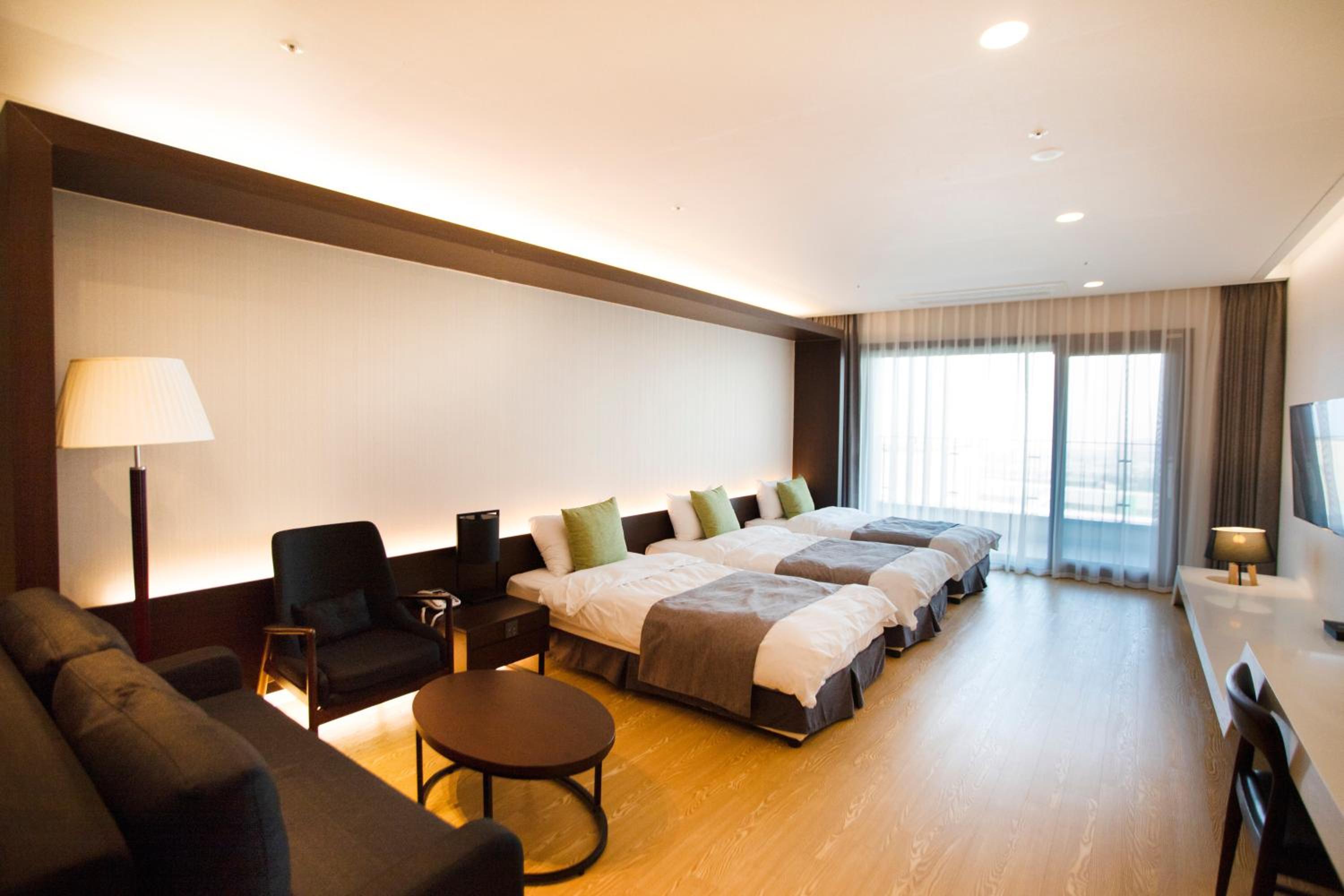 Deluxe Triple Room - Photo 1