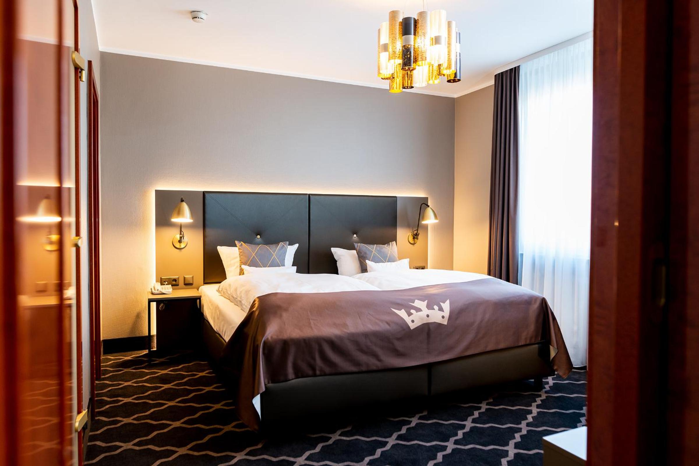 Suite - Photo 7
