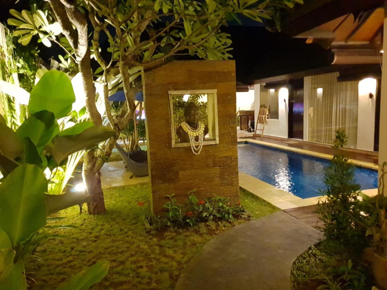 Three-Bedroom Villa - Photo 21