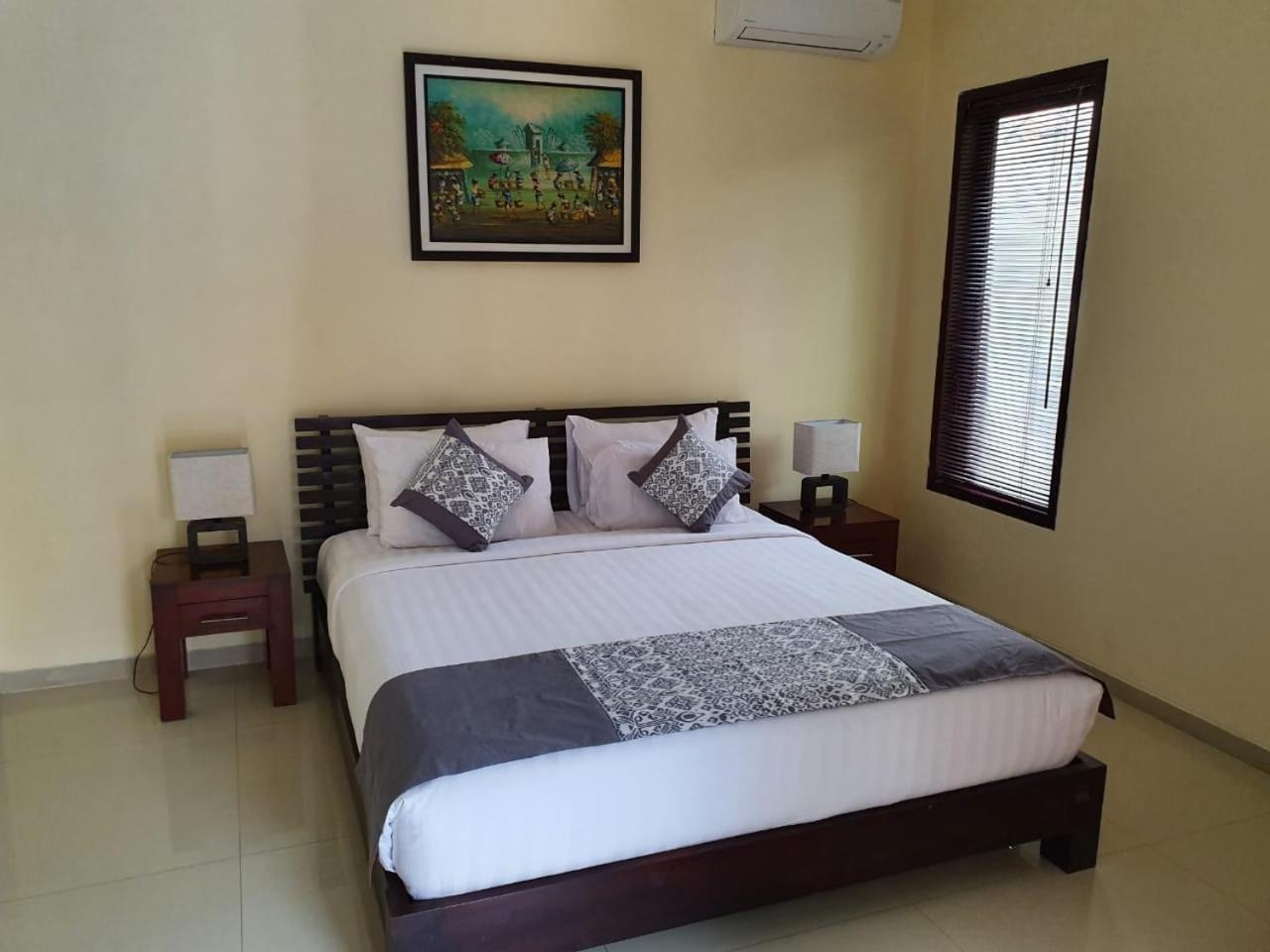 Three-Bedroom Villa - Photo 18