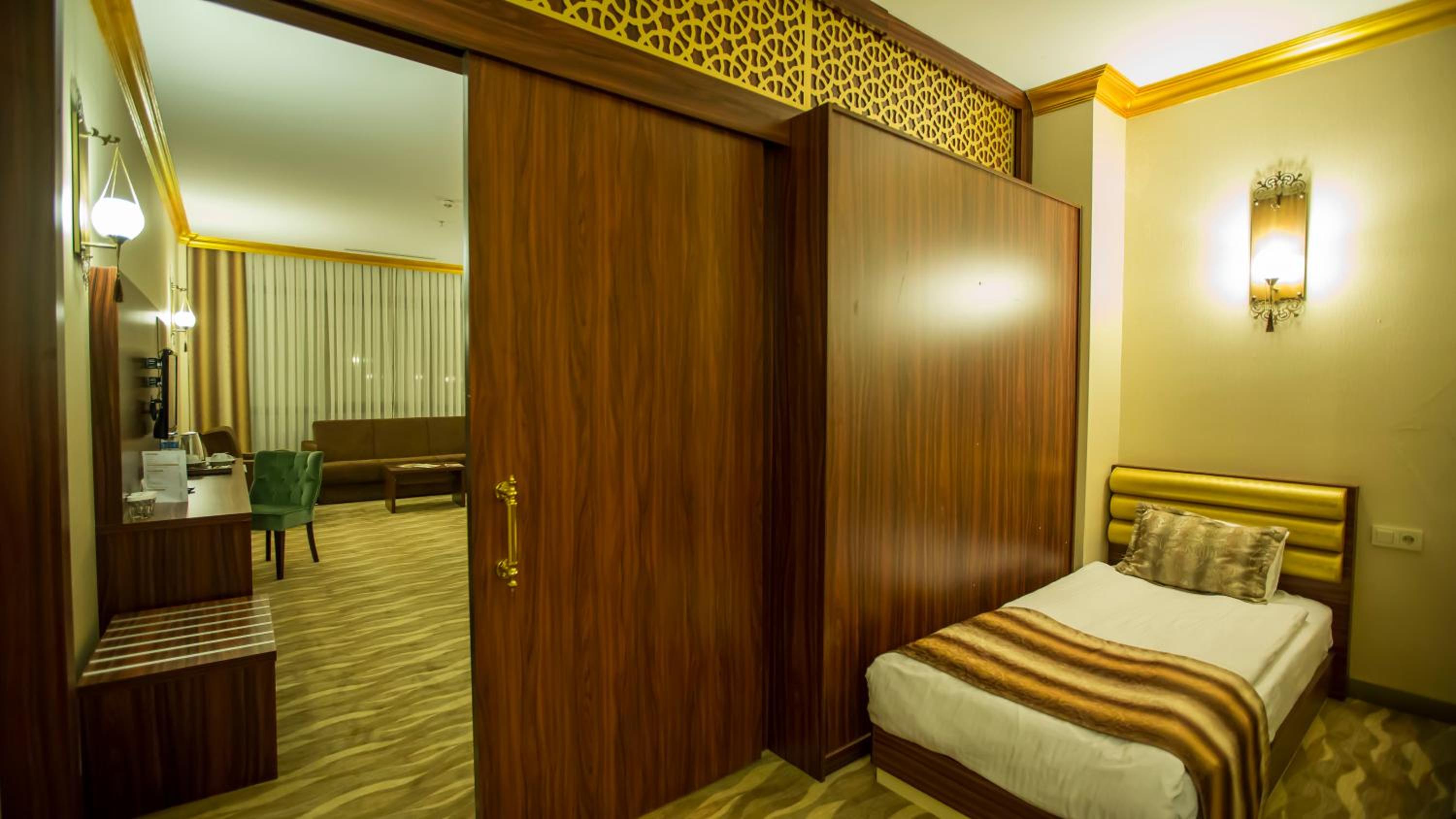 Family Suite - Photo 7