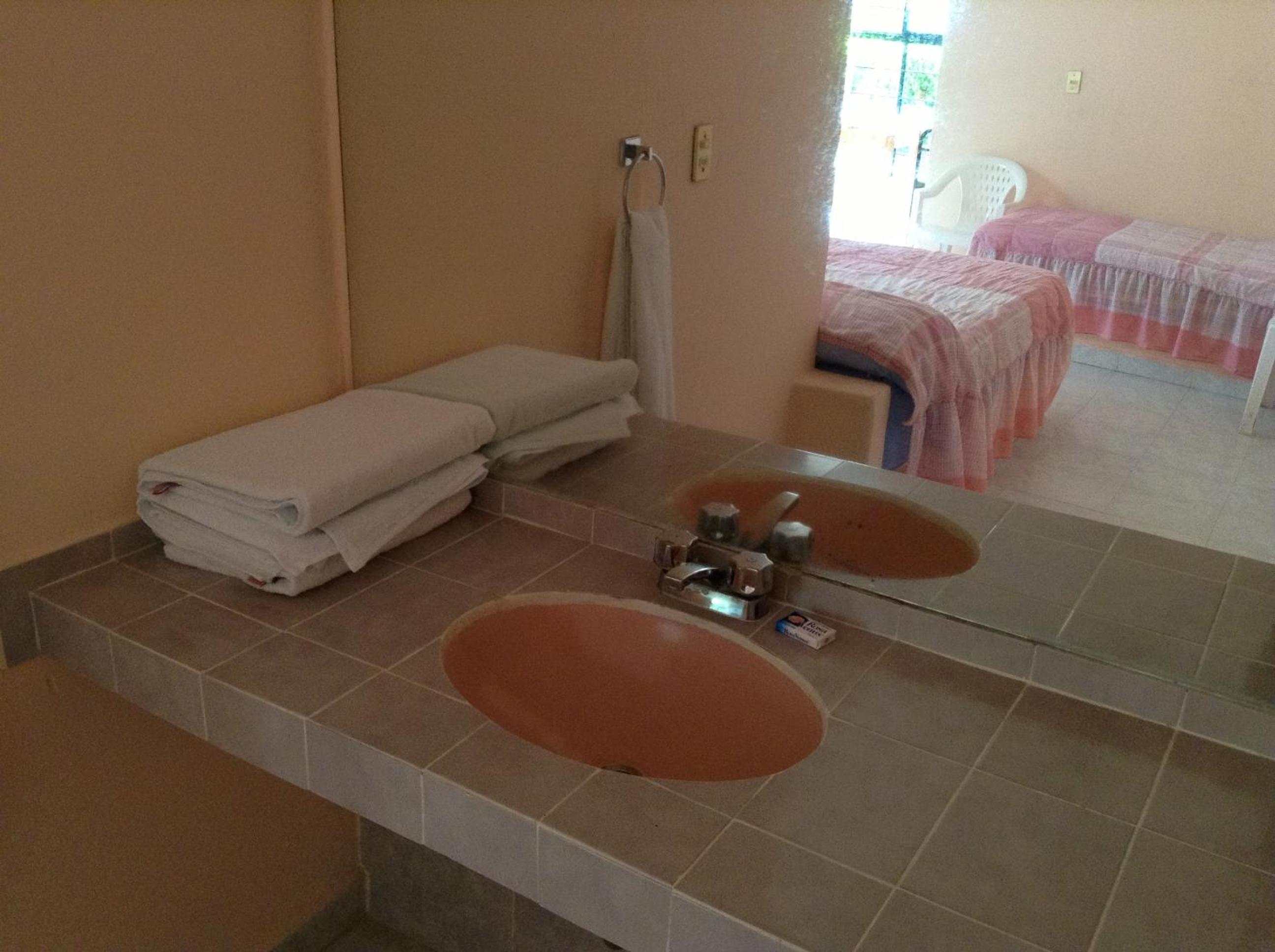 Double Room - Photo 2