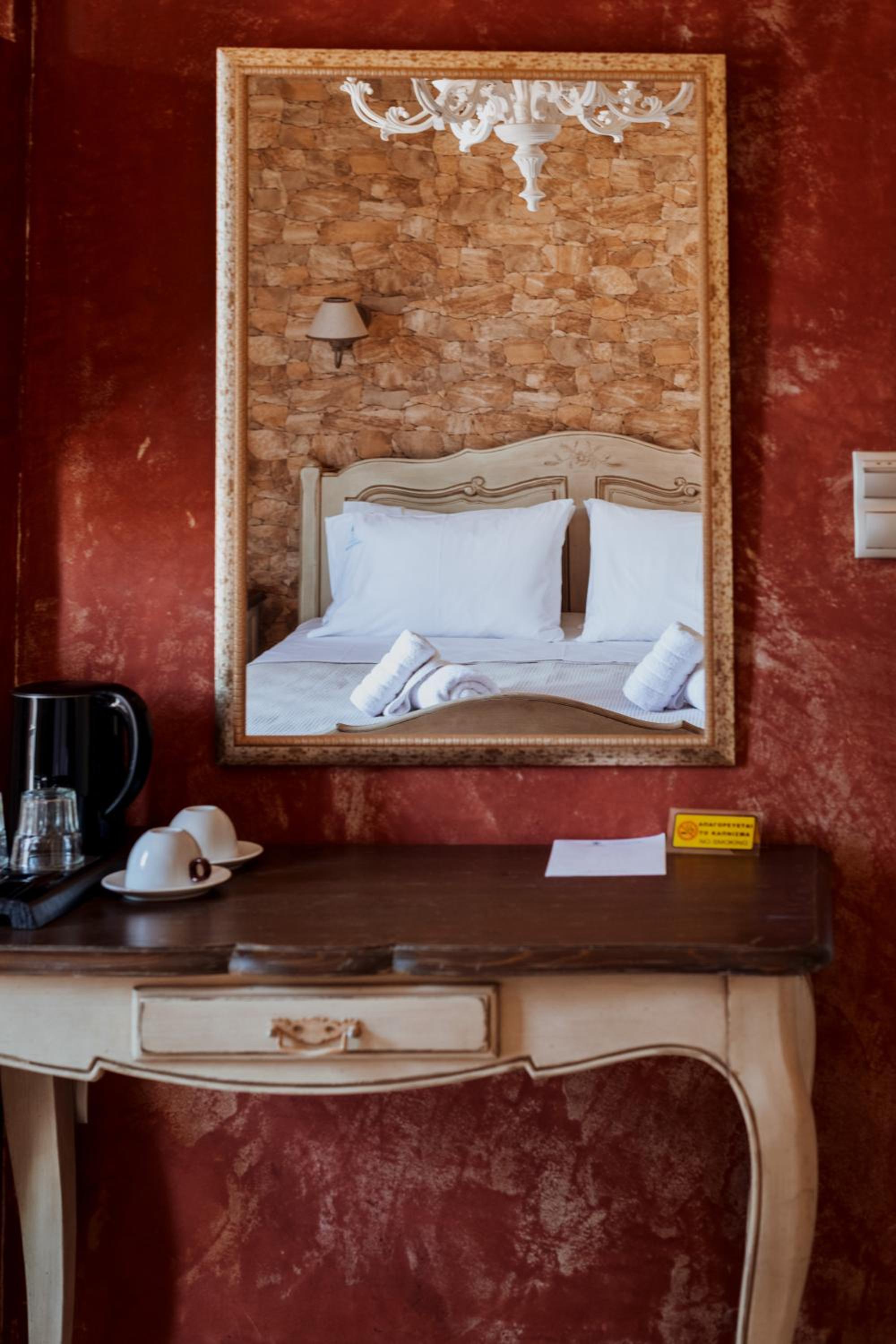 Superior Double or Twin Room - Photo 1