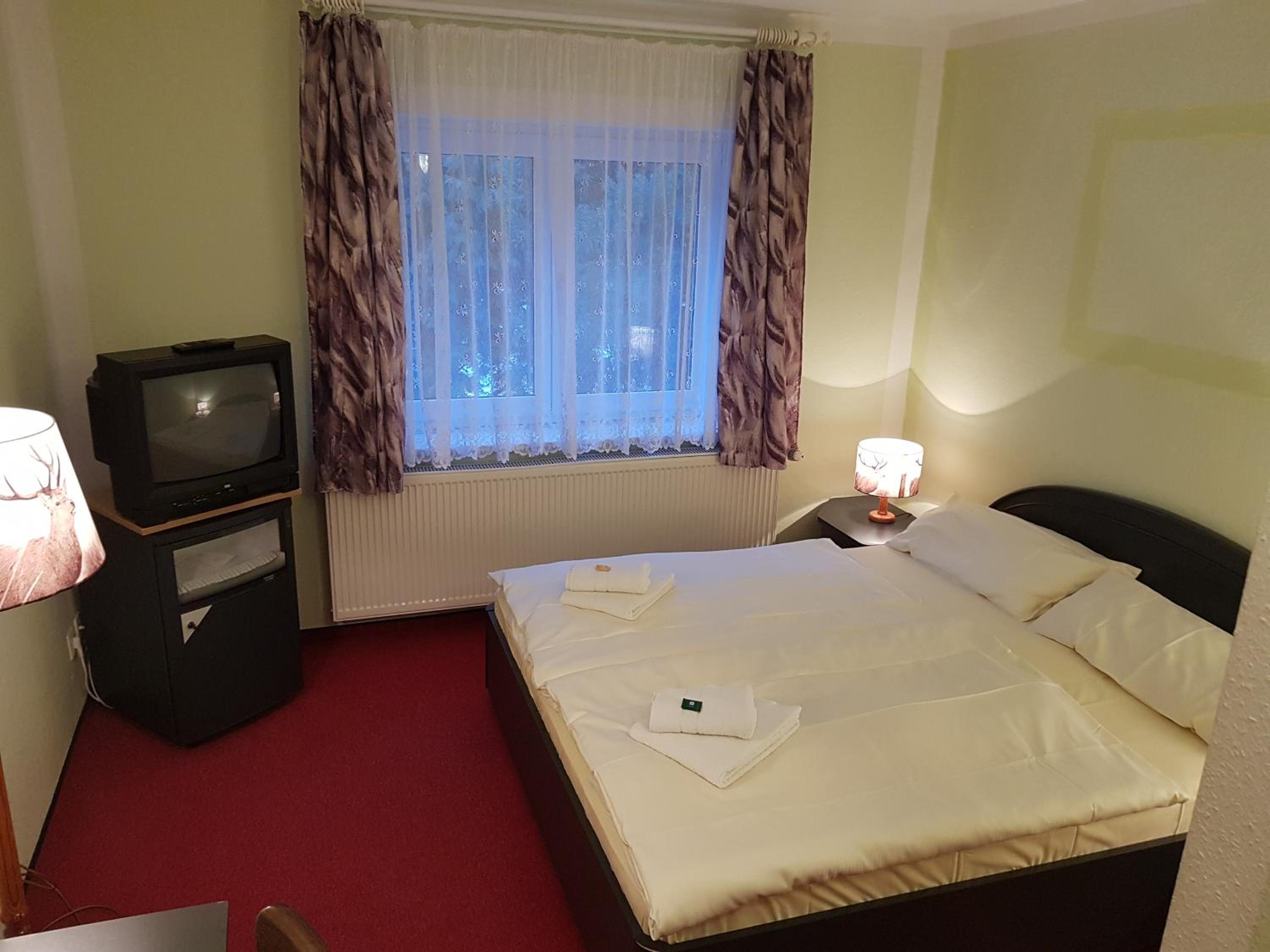 Double Room - Photo 4