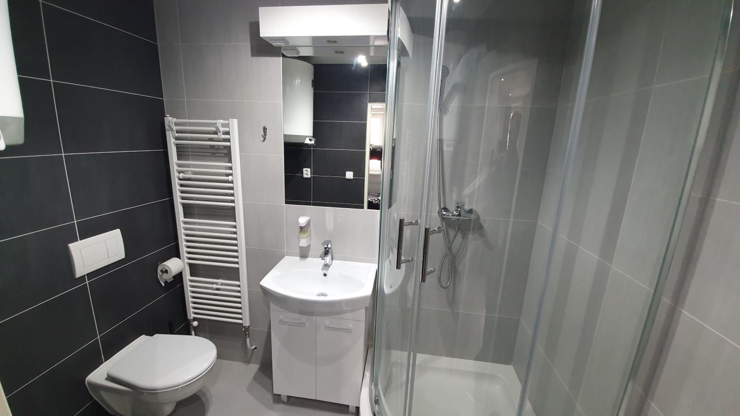 Deluxe Apartment - Photo 2