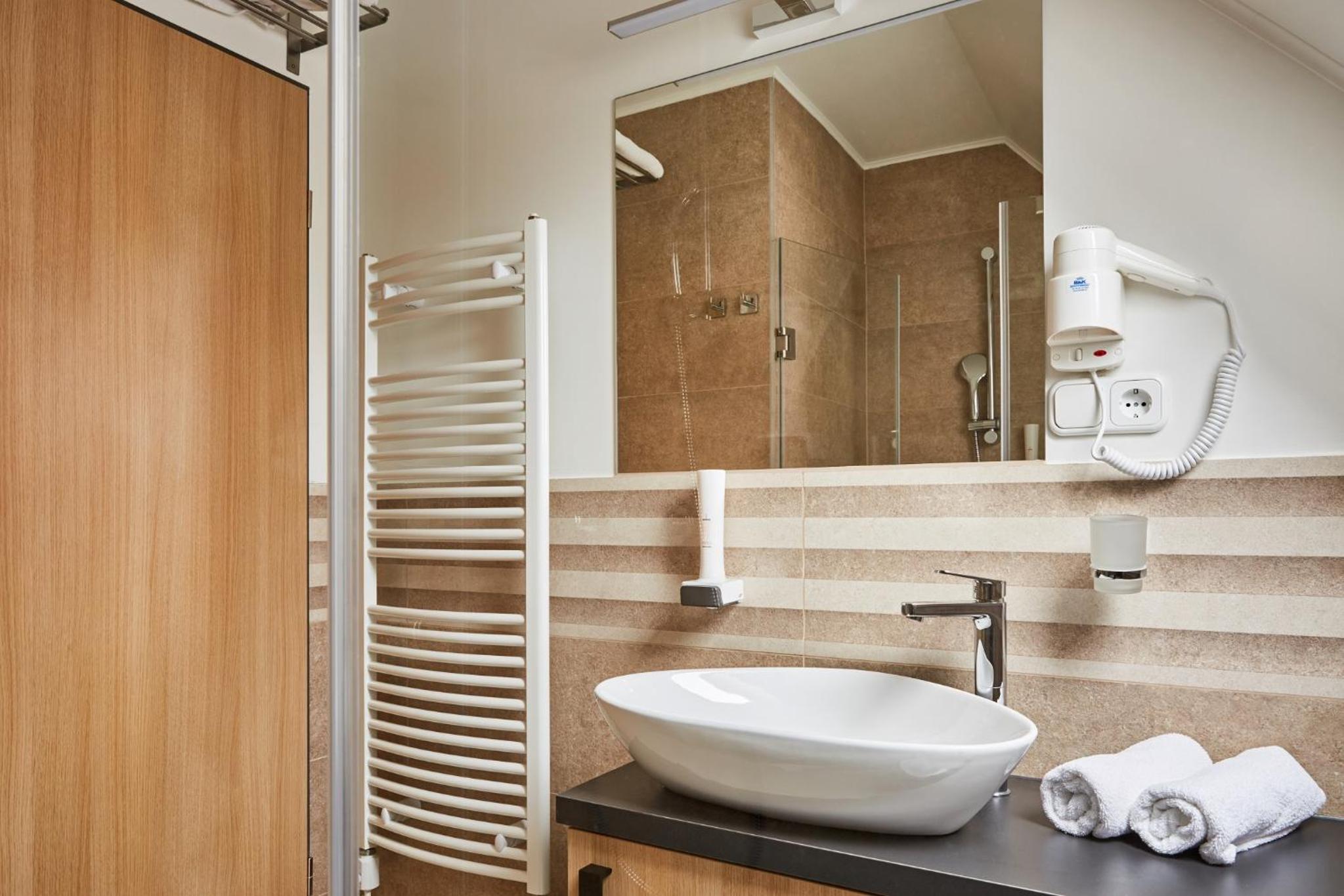 Standard Double or Twin Room with Balcony photo 3