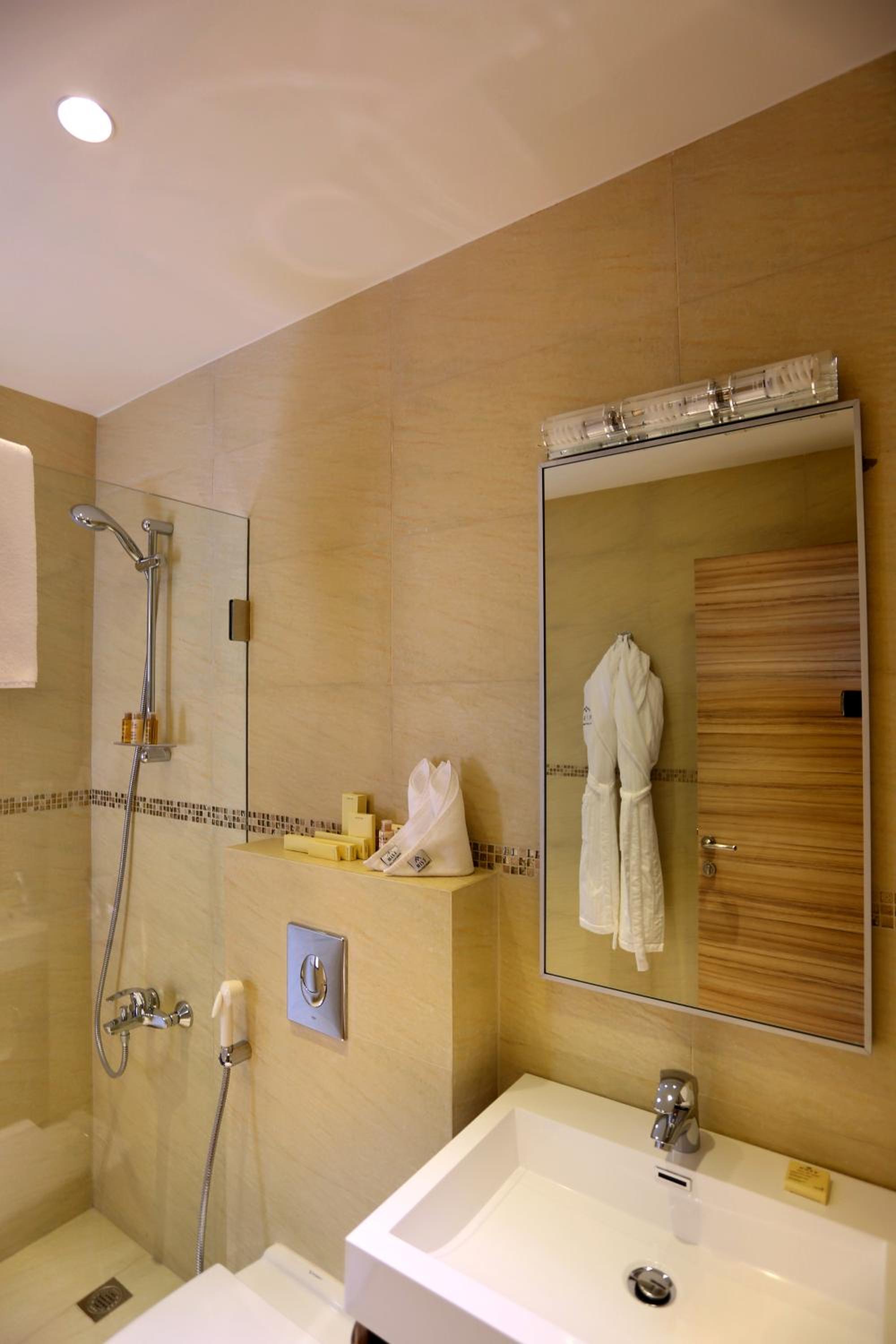 Deluxe Chalet photo 2