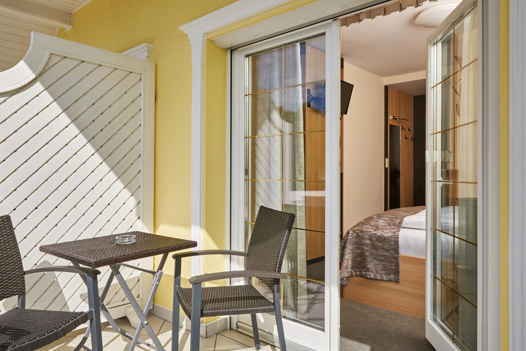 New Year's Offer - Double Room photo 2