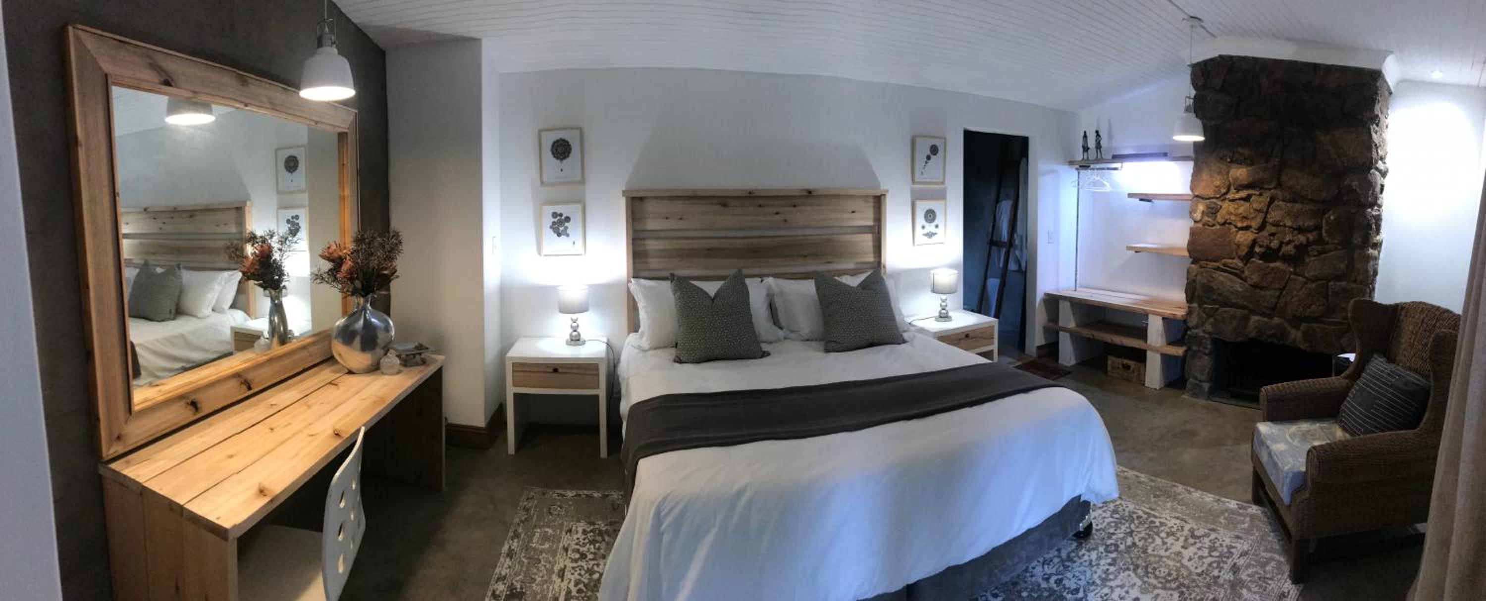 Superior King Room - Photo 2