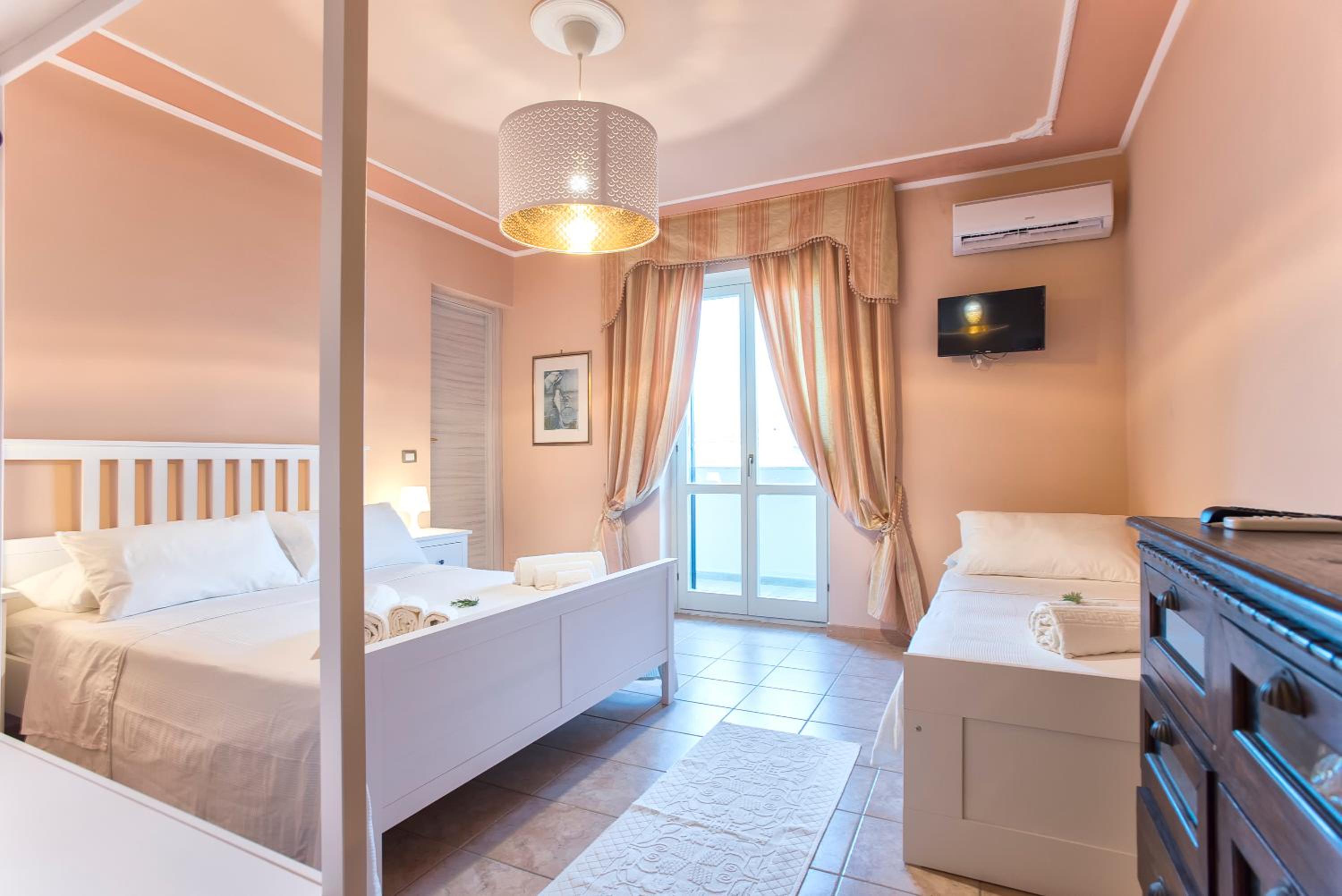 Luxury Triple Room