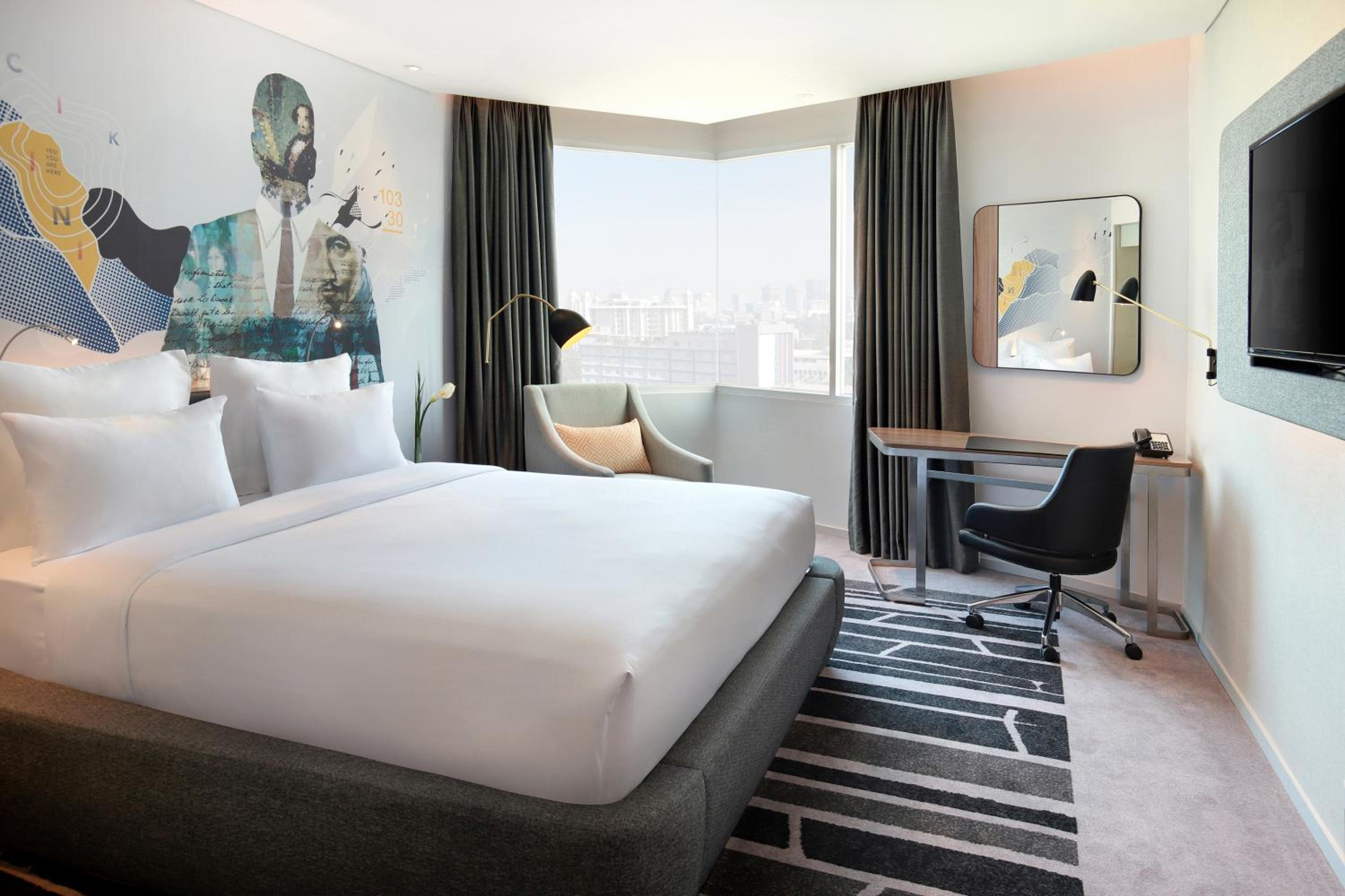 Deluxe King Room - Photo 1