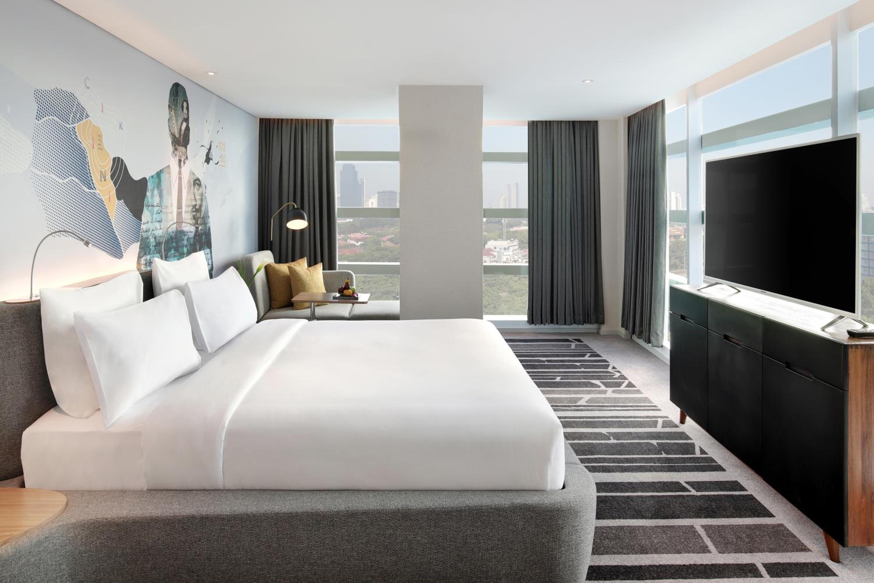 Executive King Suite - Photo 1