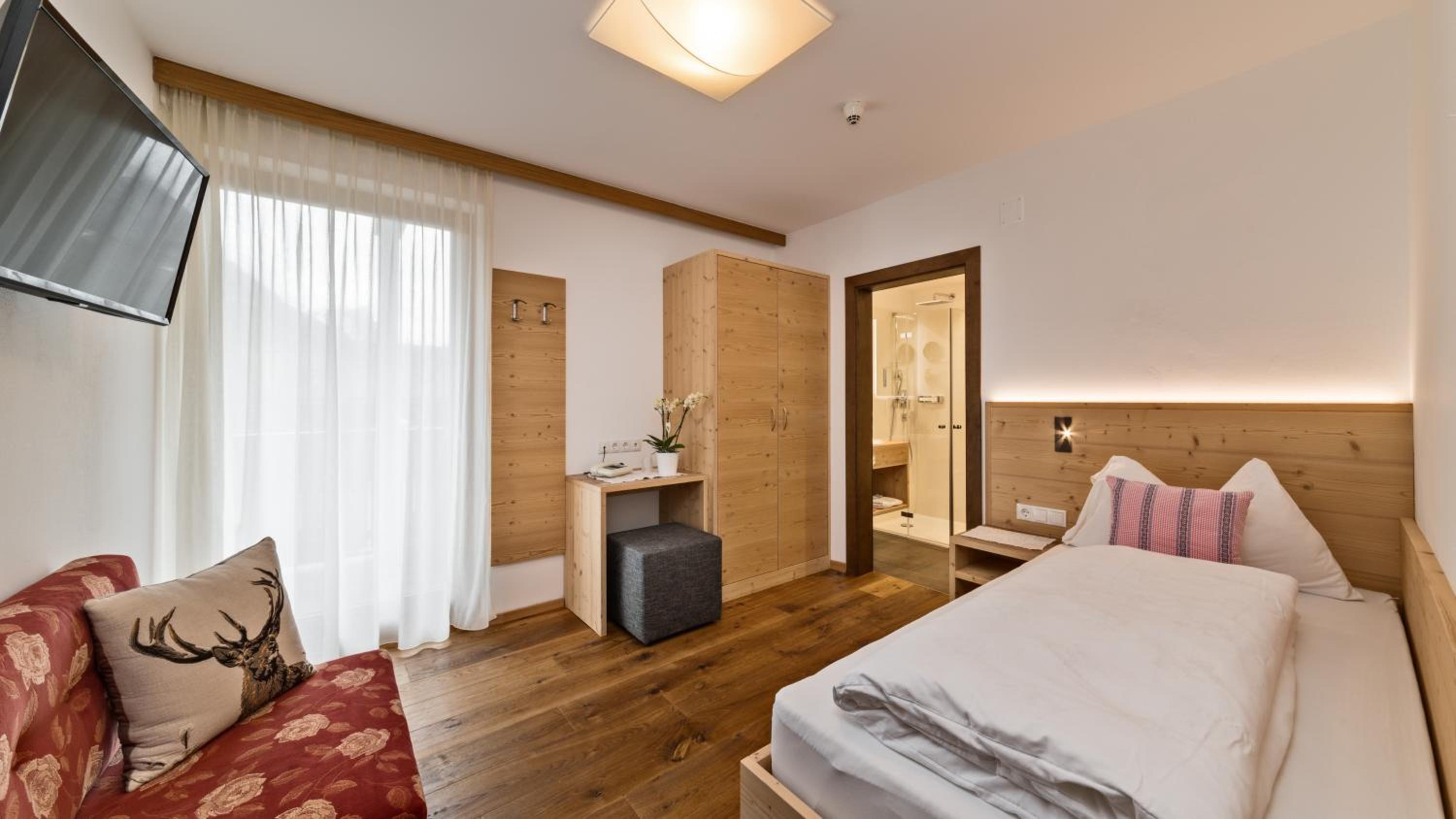 Superior Single Room