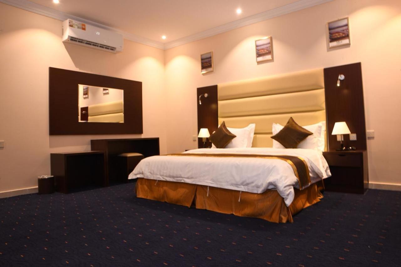 Three-Bedroom Suite photo 3