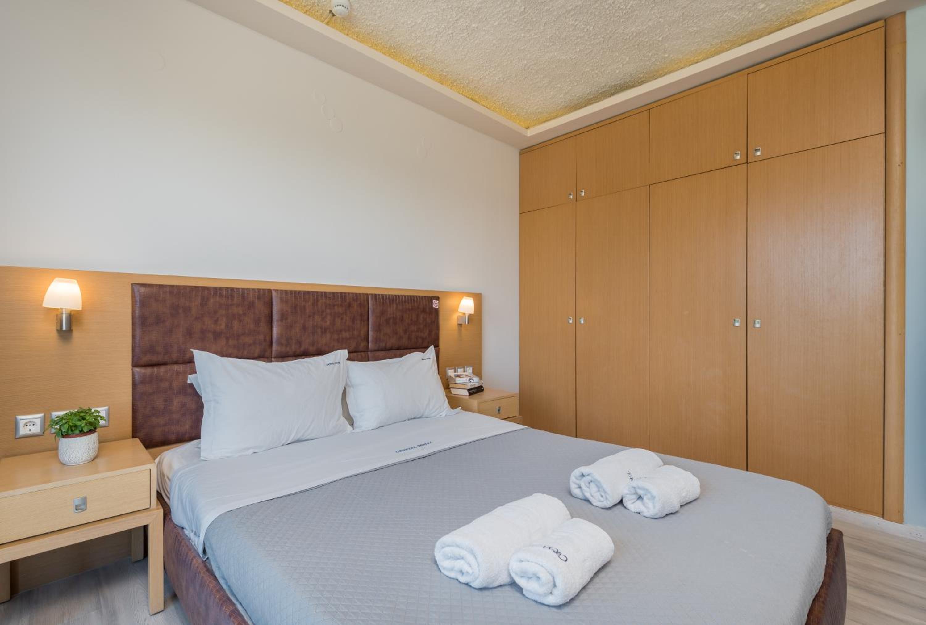 Family Junior Suite - Photo 17
