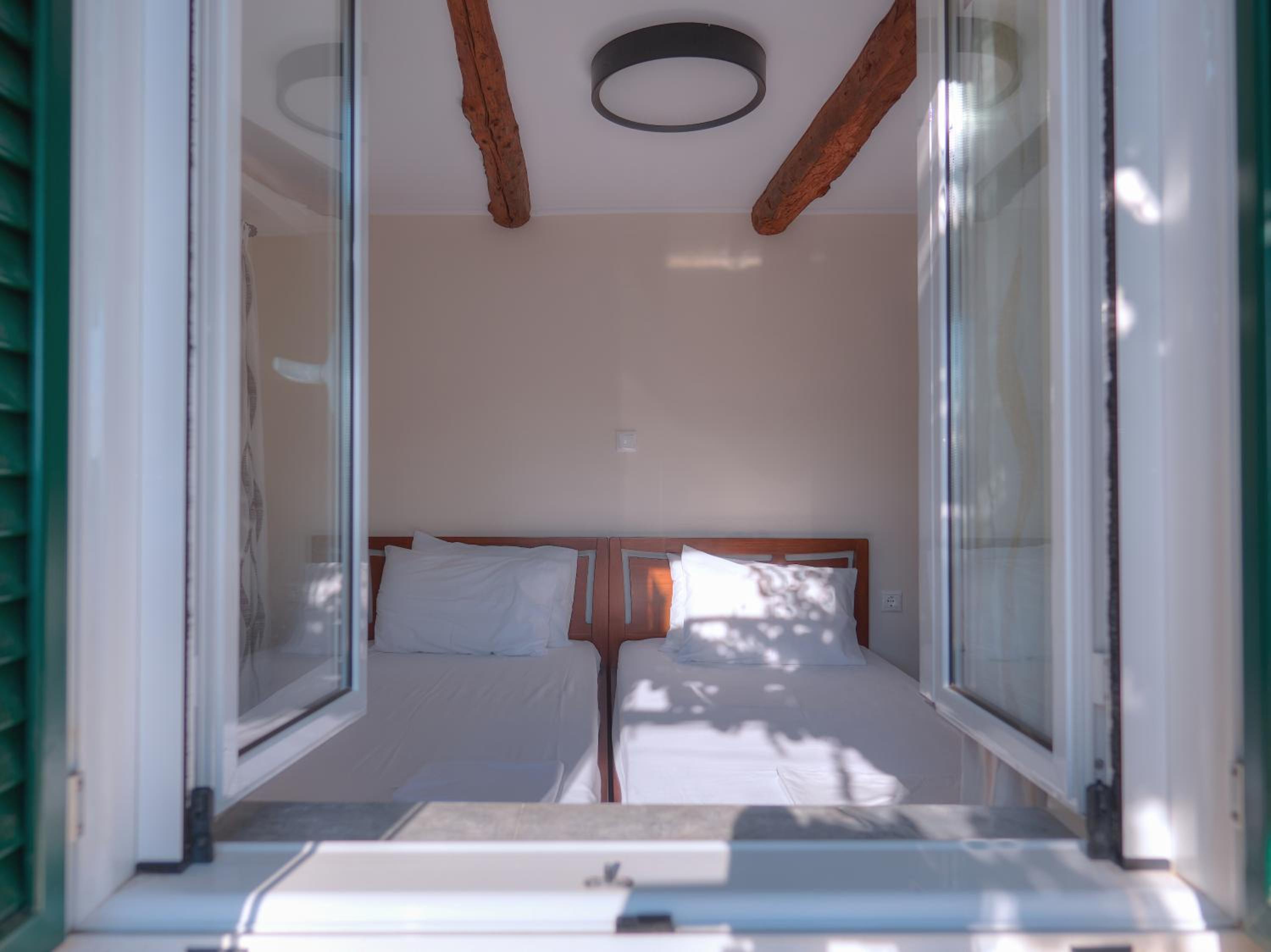 Studio with Balcony and Sea View