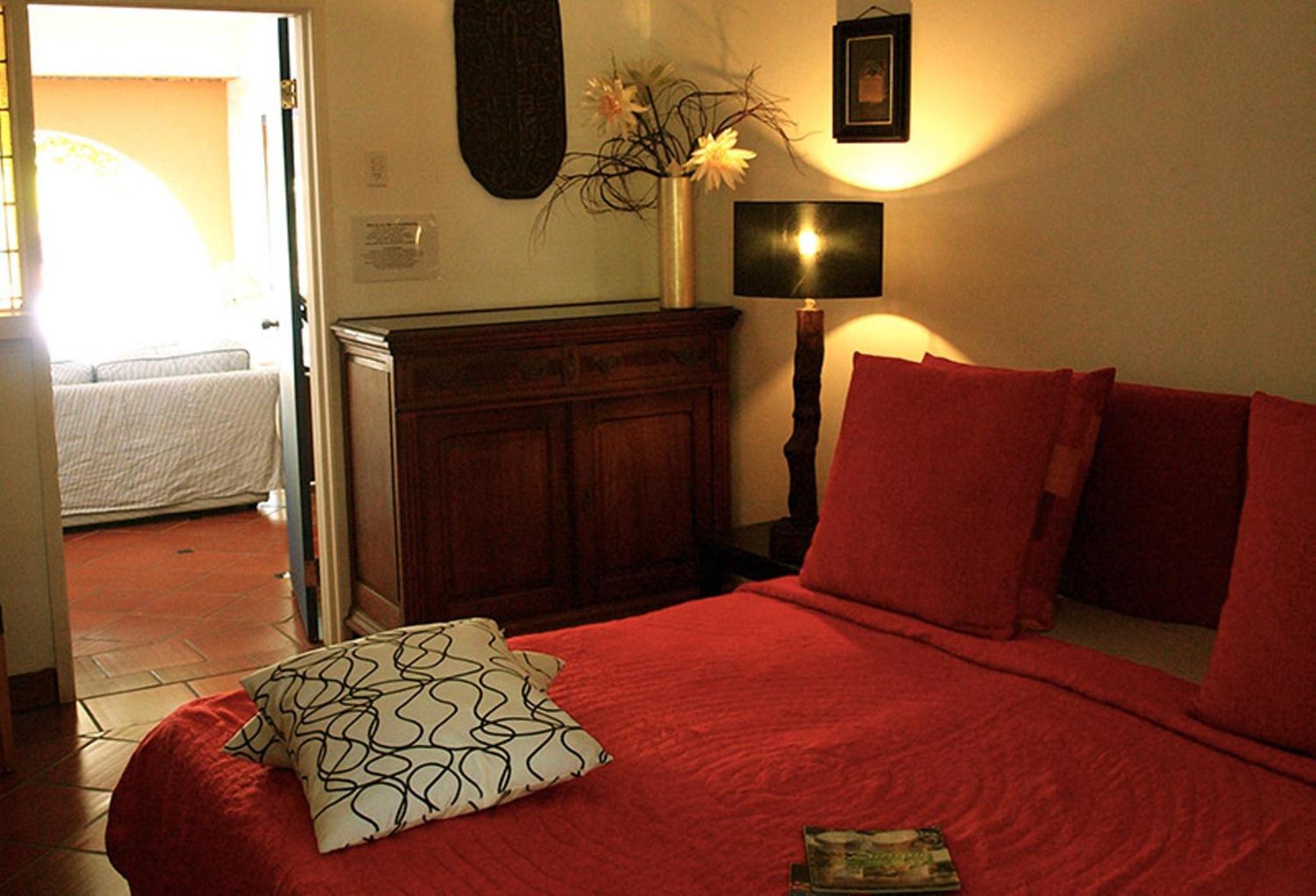 One Bedroom Suite with Ocean View photo 2