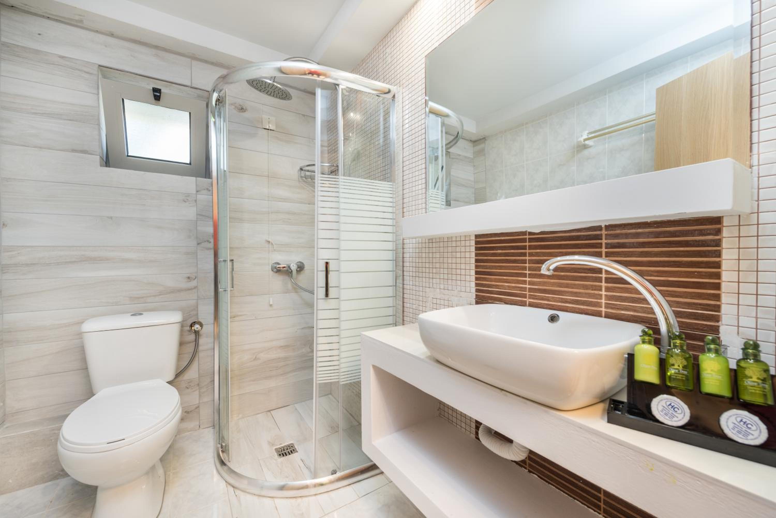Family Junior Suite - Photo 12