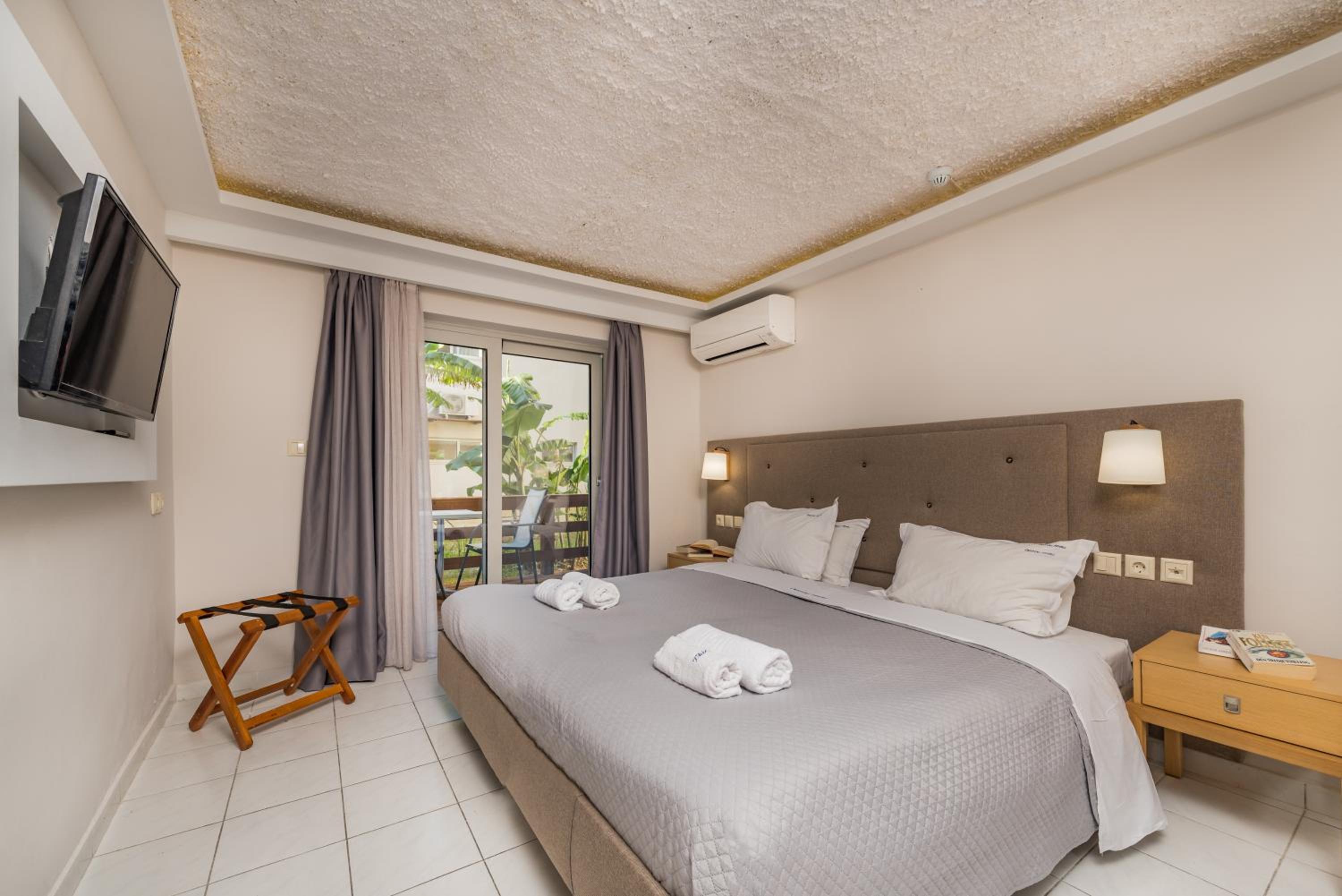 Family Junior Suite - Photo 14
