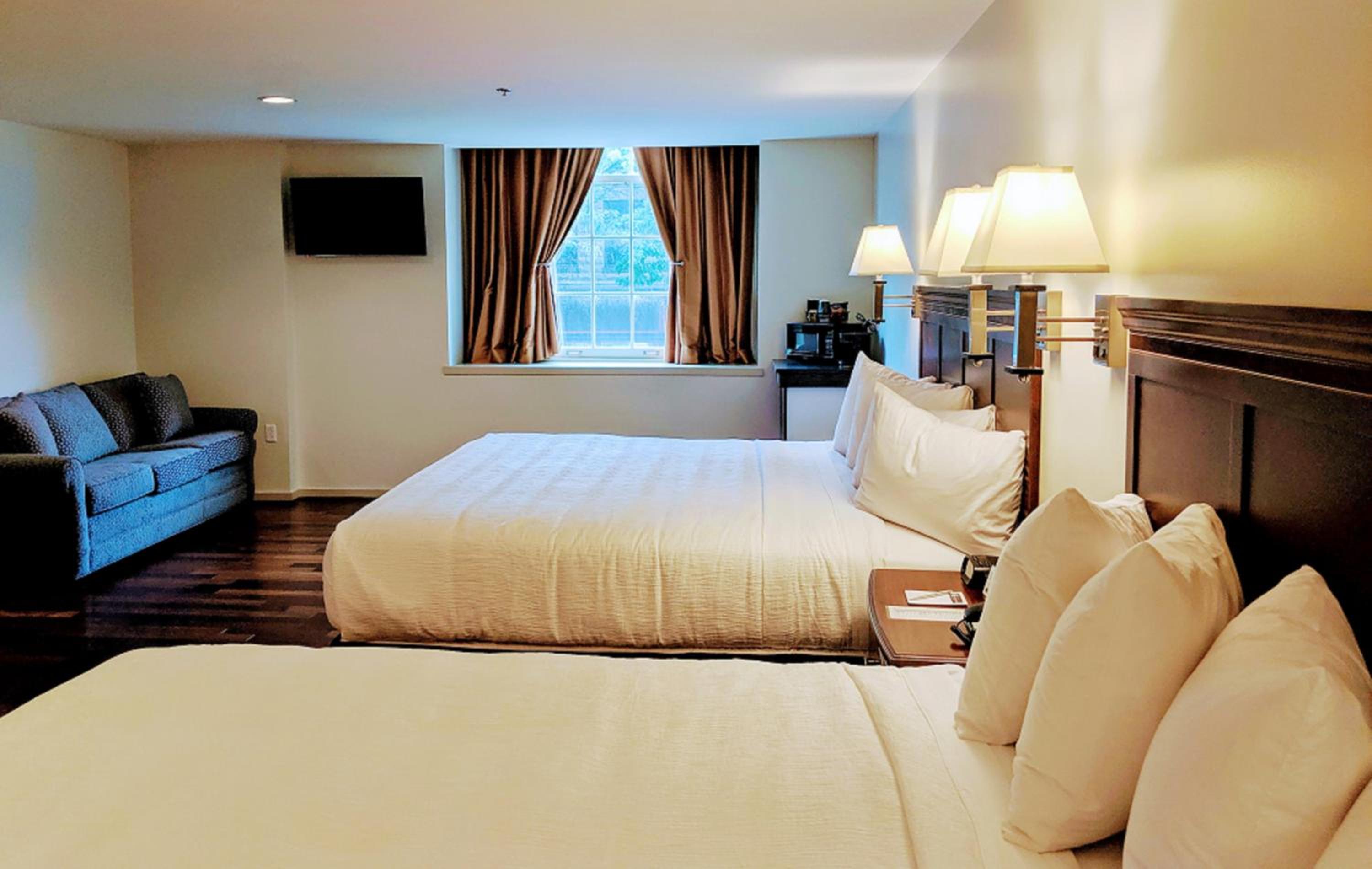 Quadruple Room - Photo 2