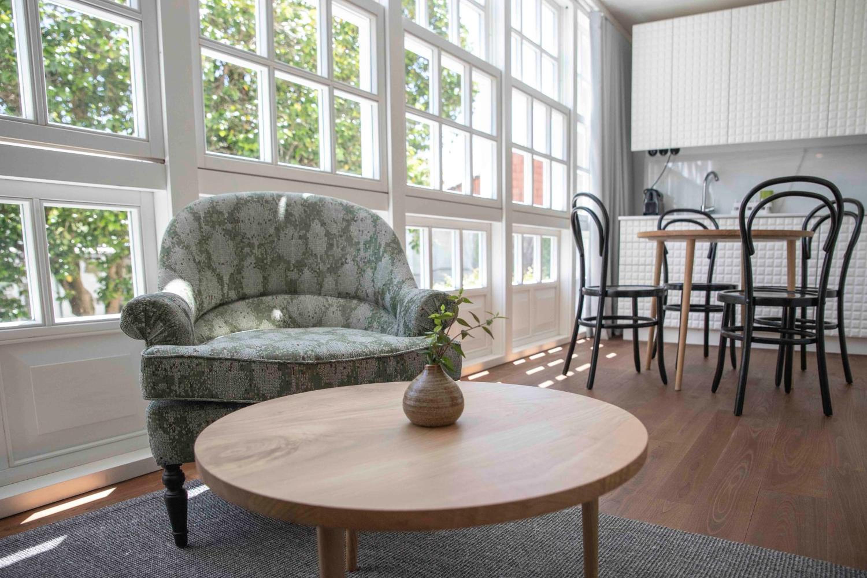 Apartamento con vista al jardín