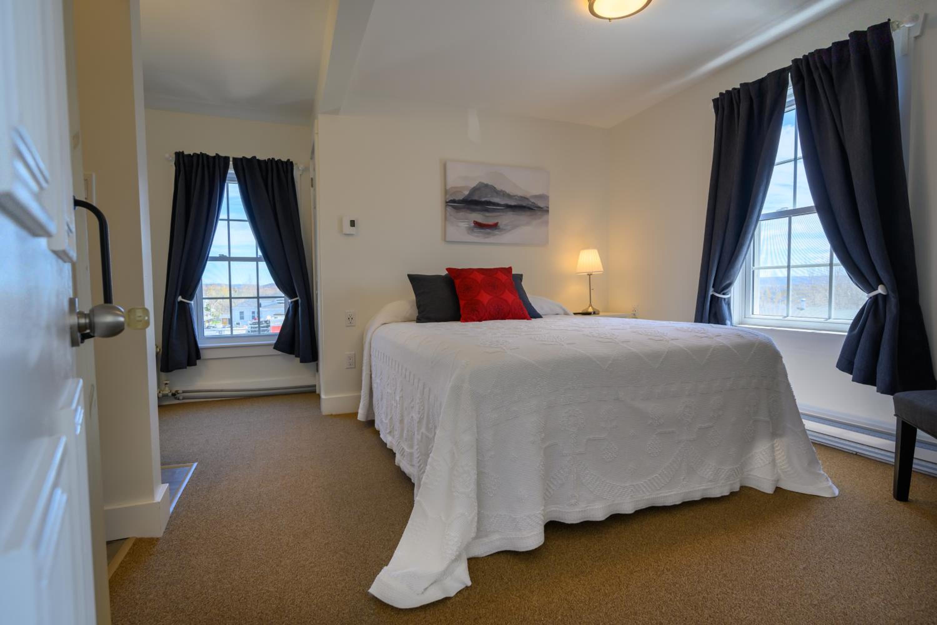 Standard Queen Room photo 2